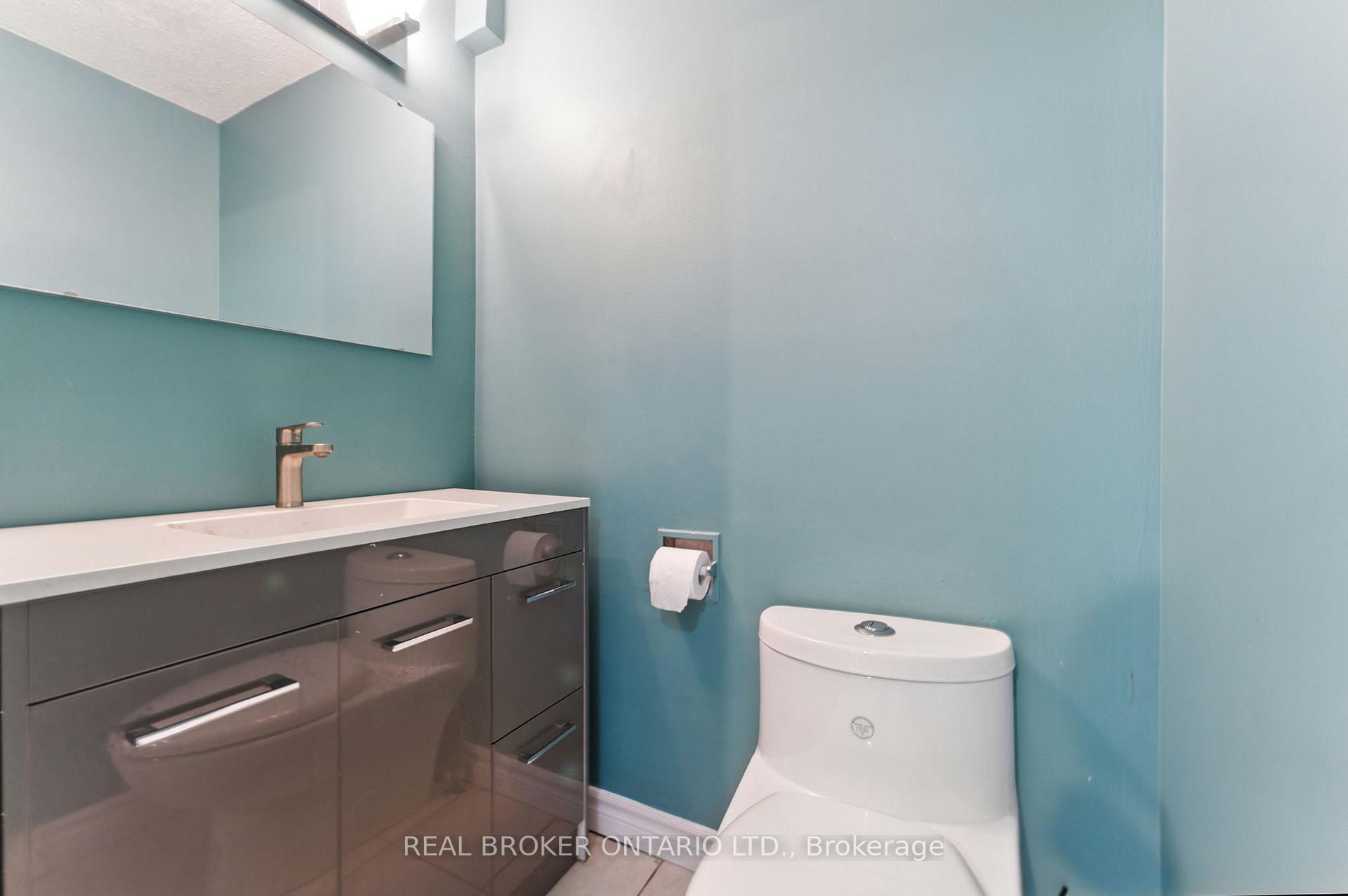 Photo 18 of 344 Garden Glen Private, Ottawa, Meadowlands/Crestview — HOMEH