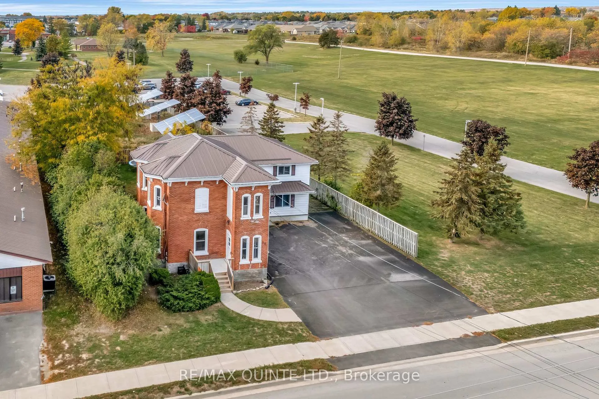 Photo 1 of 58 Avondale Road, Belleville, Belleville Ward — HOMEH
