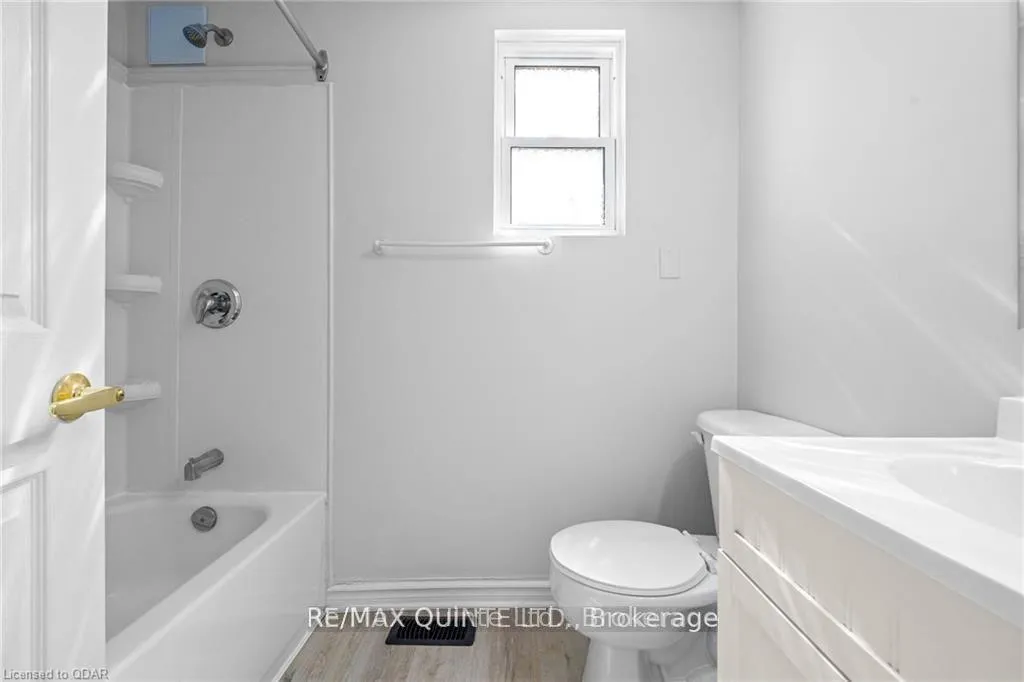 Photo 24 of 58 Avondale Road, Belleville, Belleville Ward — HOMEH