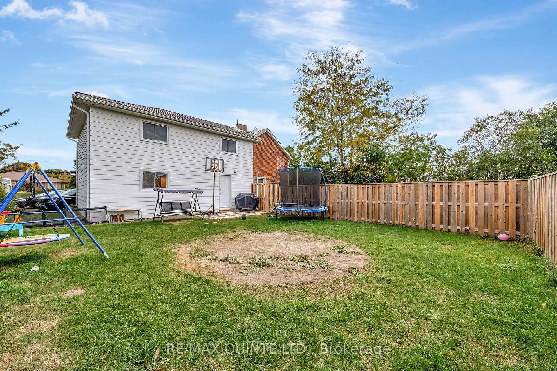 Photo 32 of 58 Avondale Road, Belleville, Belleville Ward — HOMEH