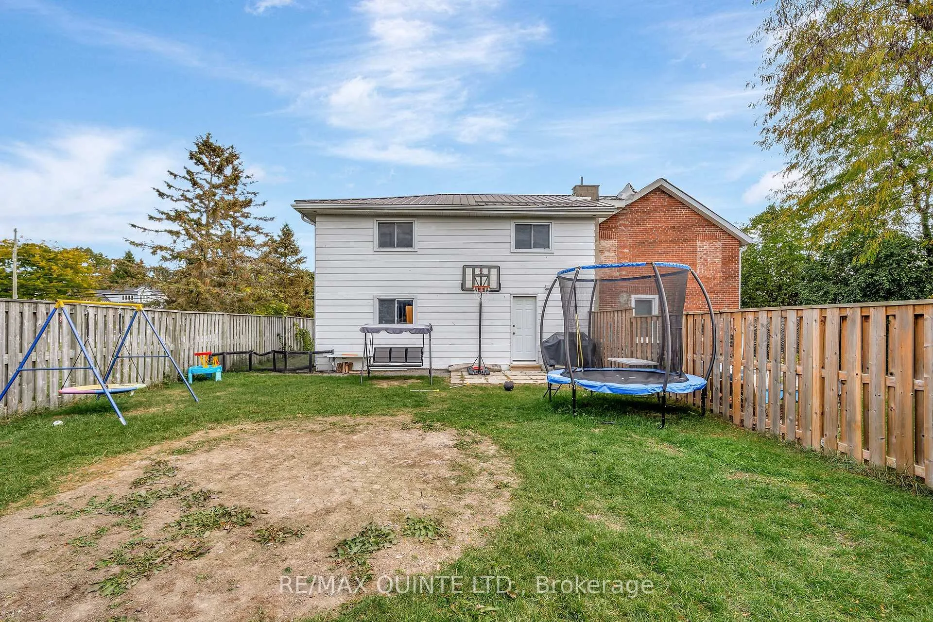Photo 33 of 58 Avondale Road, Belleville, Belleville Ward — HOMEH