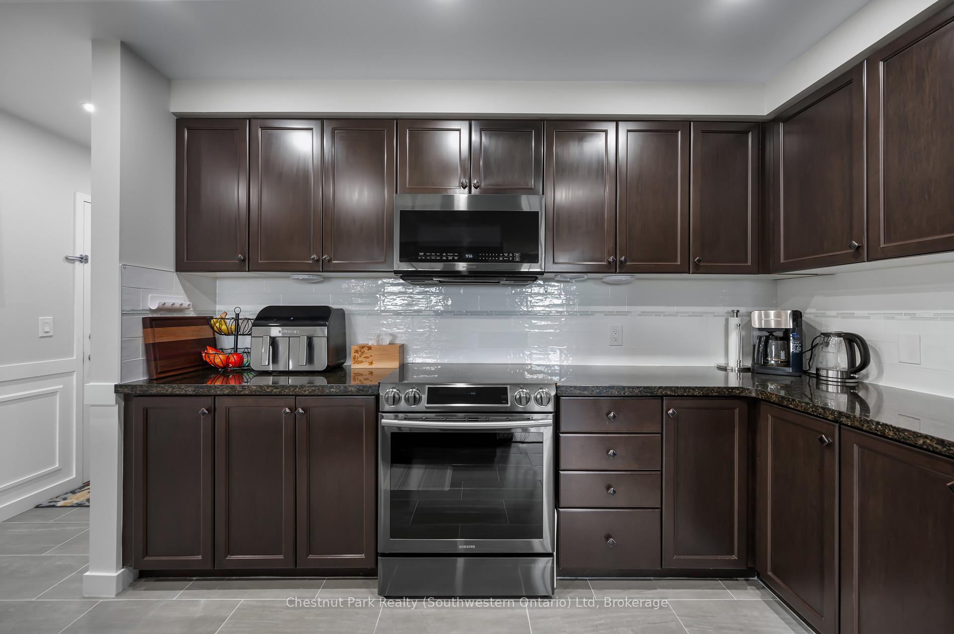 Photo 9 of Unit 423, 1440 Gordon Street, Guelph, Pineridge/Westminster Woods — HOMEH