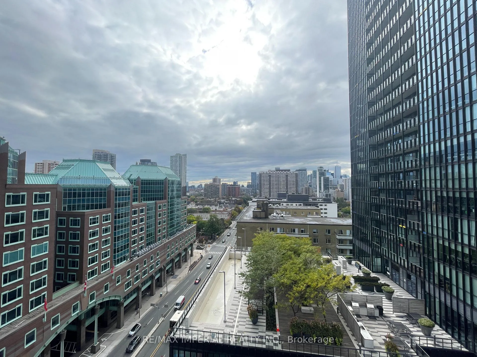 Photo 14 of Unit 1602, 110 Charles Street E, Toronto, Church-Yonge Corridor — HOMEH