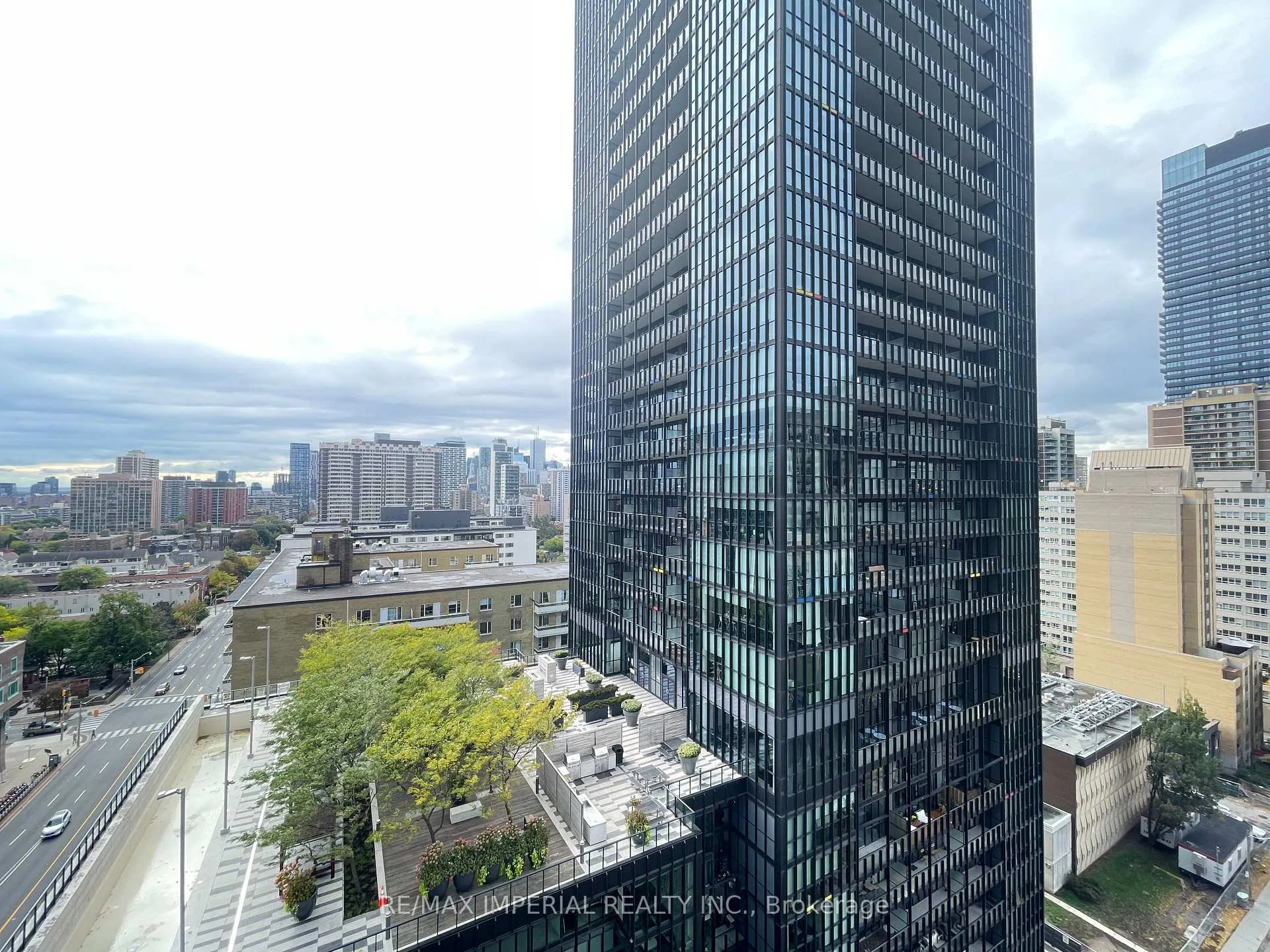 Photo 15 of Unit 1602, 110 Charles Street E, Toronto, Church-Yonge Corridor — HOMEH