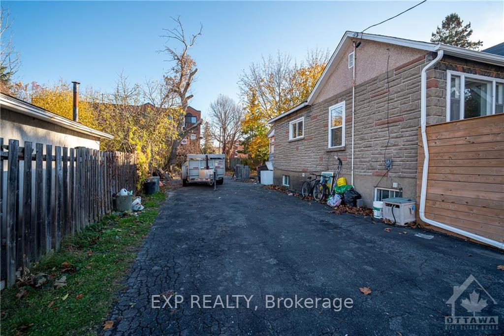 Photo 2 of 1352 Raven Avenue, Ottawa, Carlington — HOMEH
