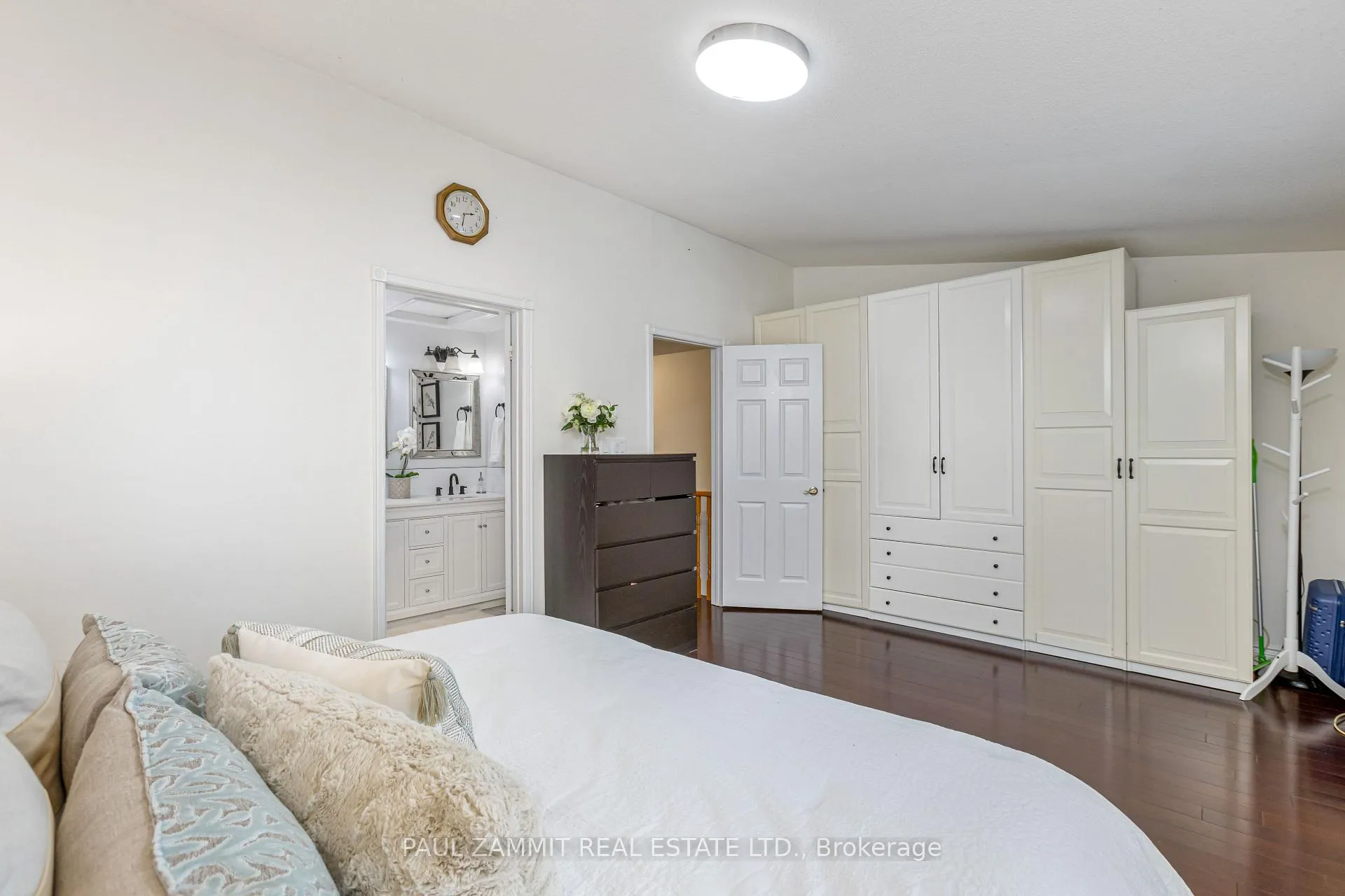 Photo 13 of 119 Confederation Way, Markham, Thornhill — HOMEH