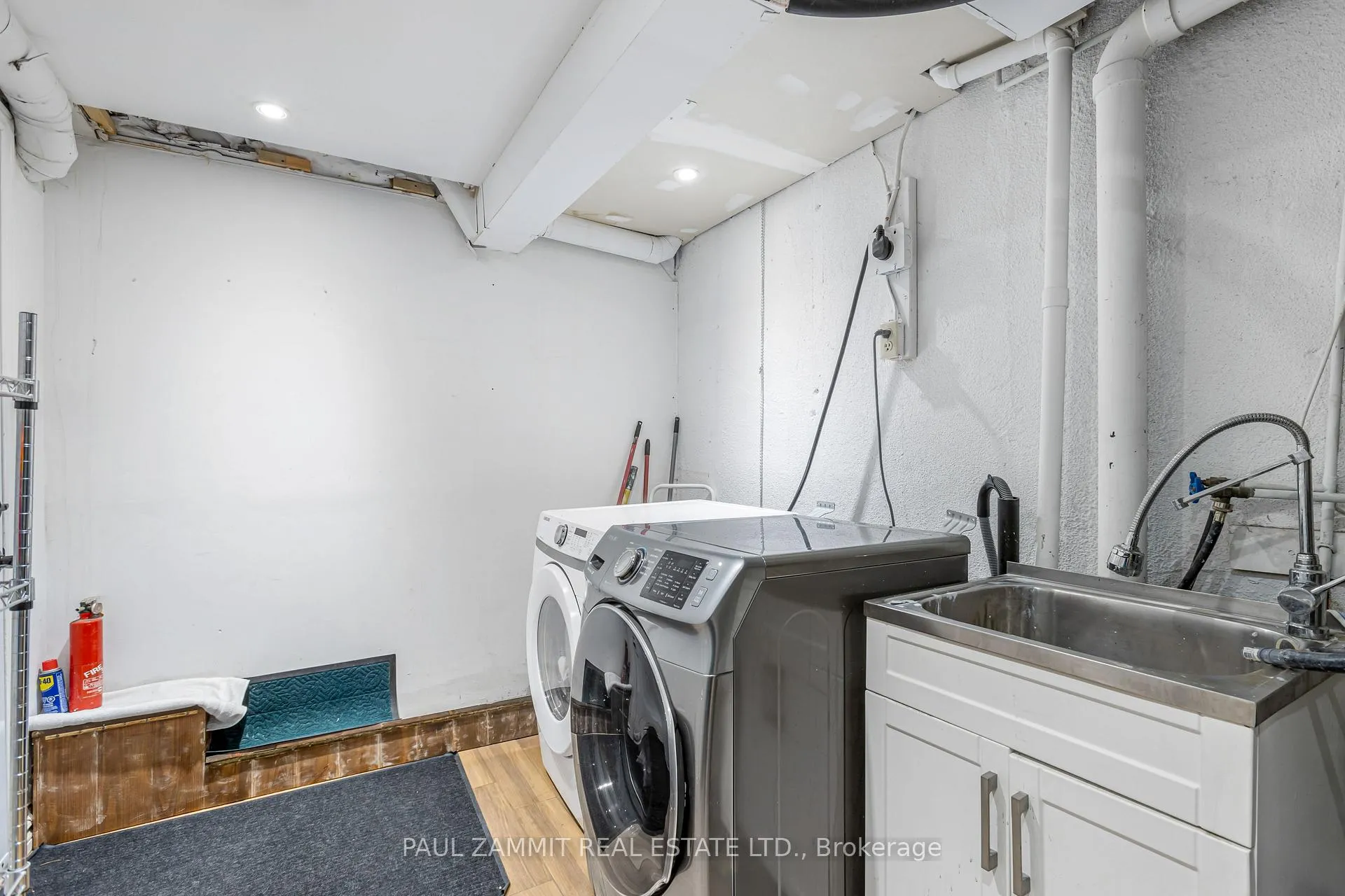 Photo 21 of 119 Confederation Way, Markham, Thornhill — HOMEH