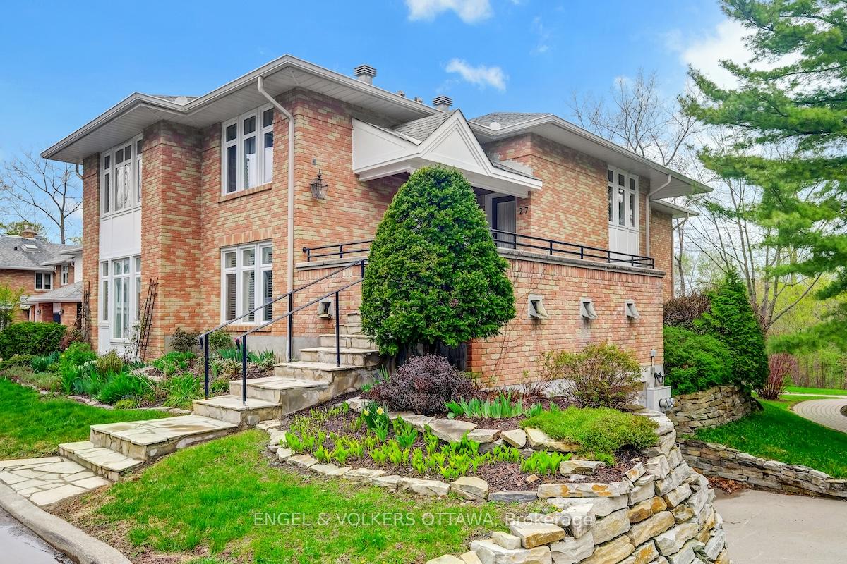 Photo 2 of 27 Bittern Court, Ottawa, Rockcliffe — HOMEH