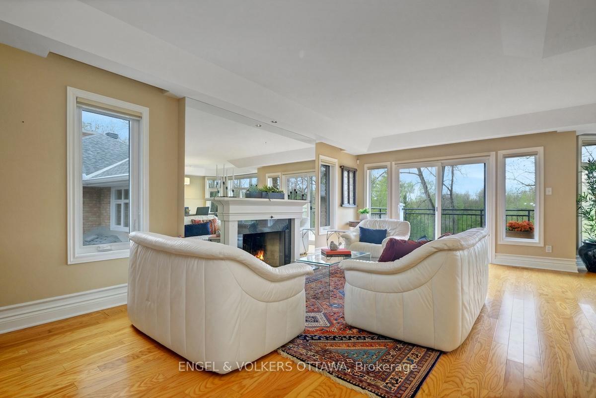 Photo 7 of 27 Bittern Court, Ottawa, Rockcliffe — HOMEH