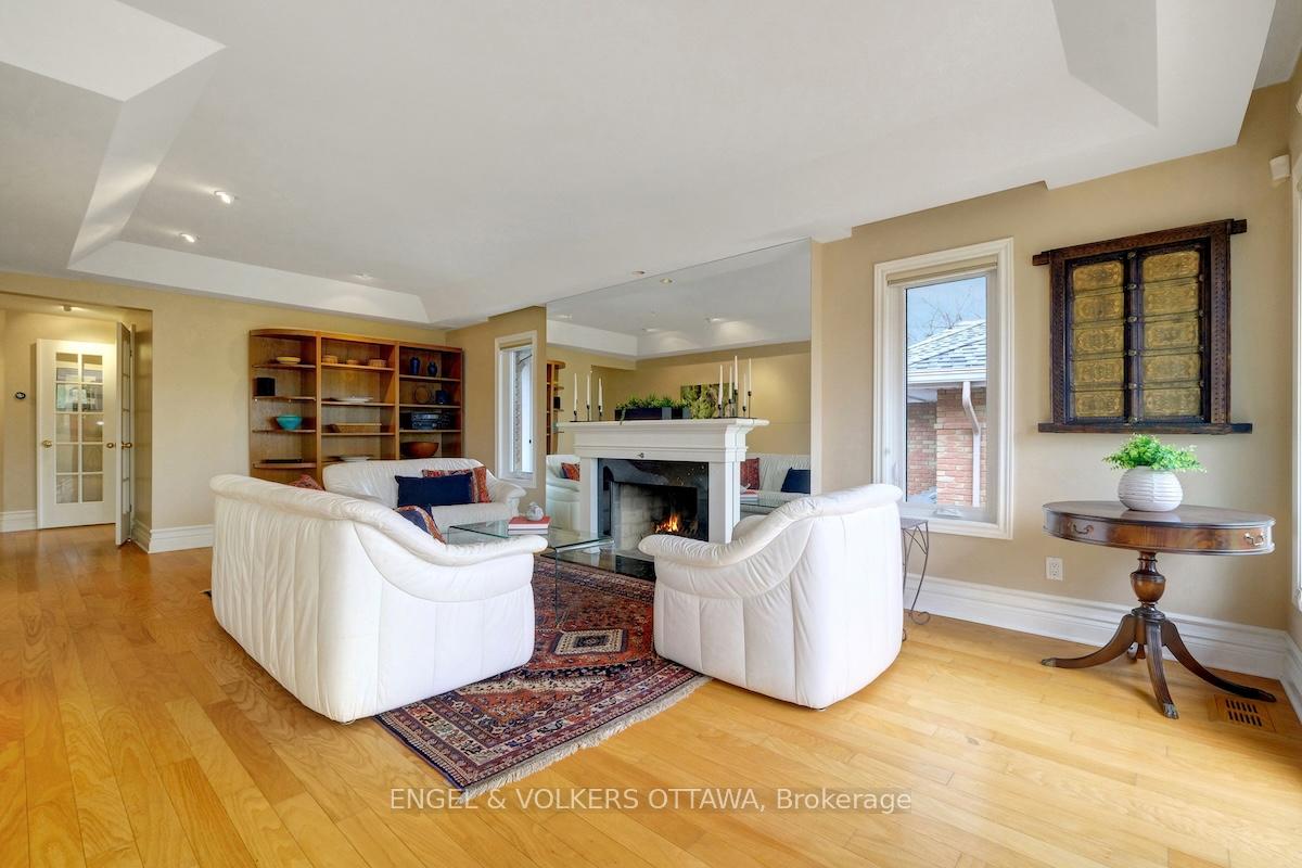 Photo 9 of 27 Bittern Court, Ottawa, Rockcliffe — HOMEH