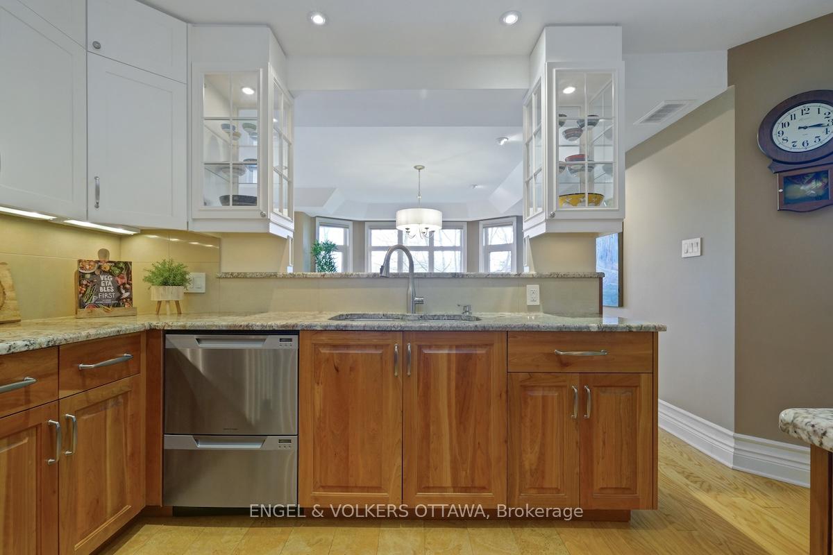 Photo 20 of 27 Bittern Court, Ottawa, Rockcliffe — HOMEH