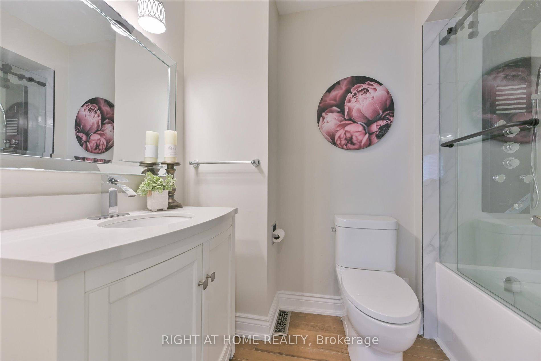 Photo 4 of 15 Haskell Crescent, Aurora, Aurora Highlands — HOMEH