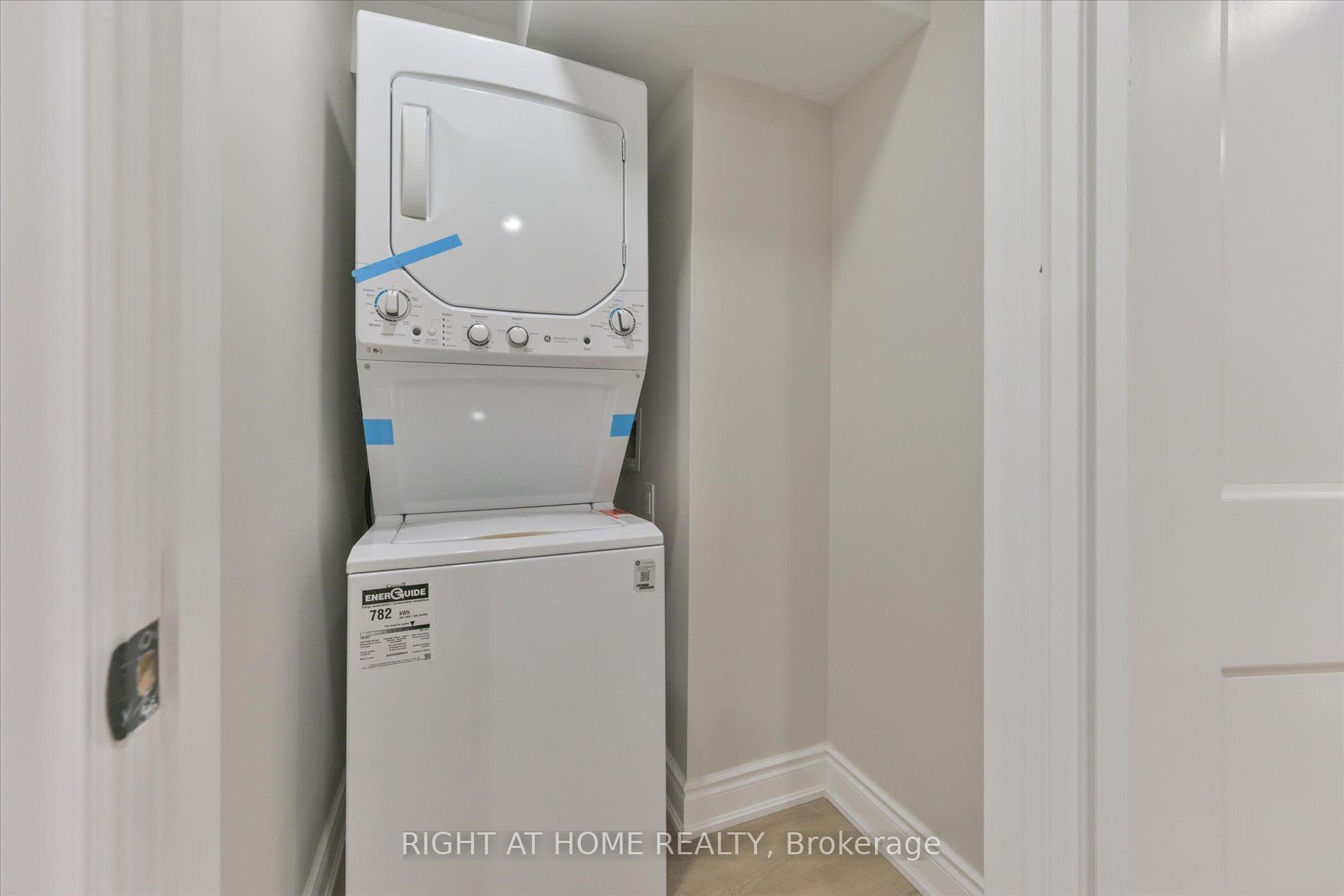 Photo 18 of 15 Haskell Crescent, Aurora, Aurora Highlands — HOMEH