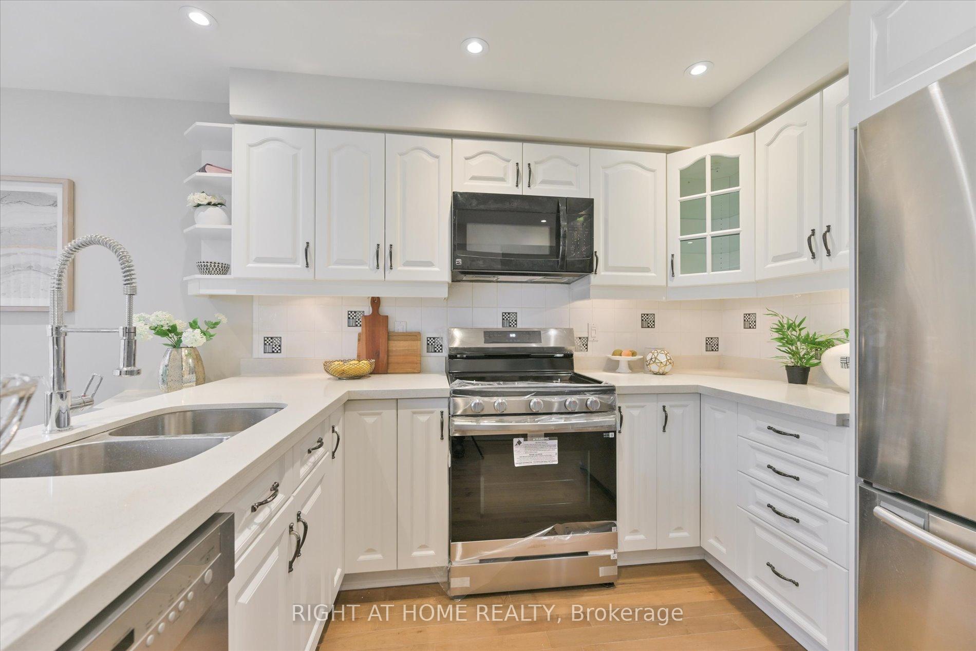 Photo 31 of 15 Haskell Crescent, Aurora, Aurora Highlands — HOMEH