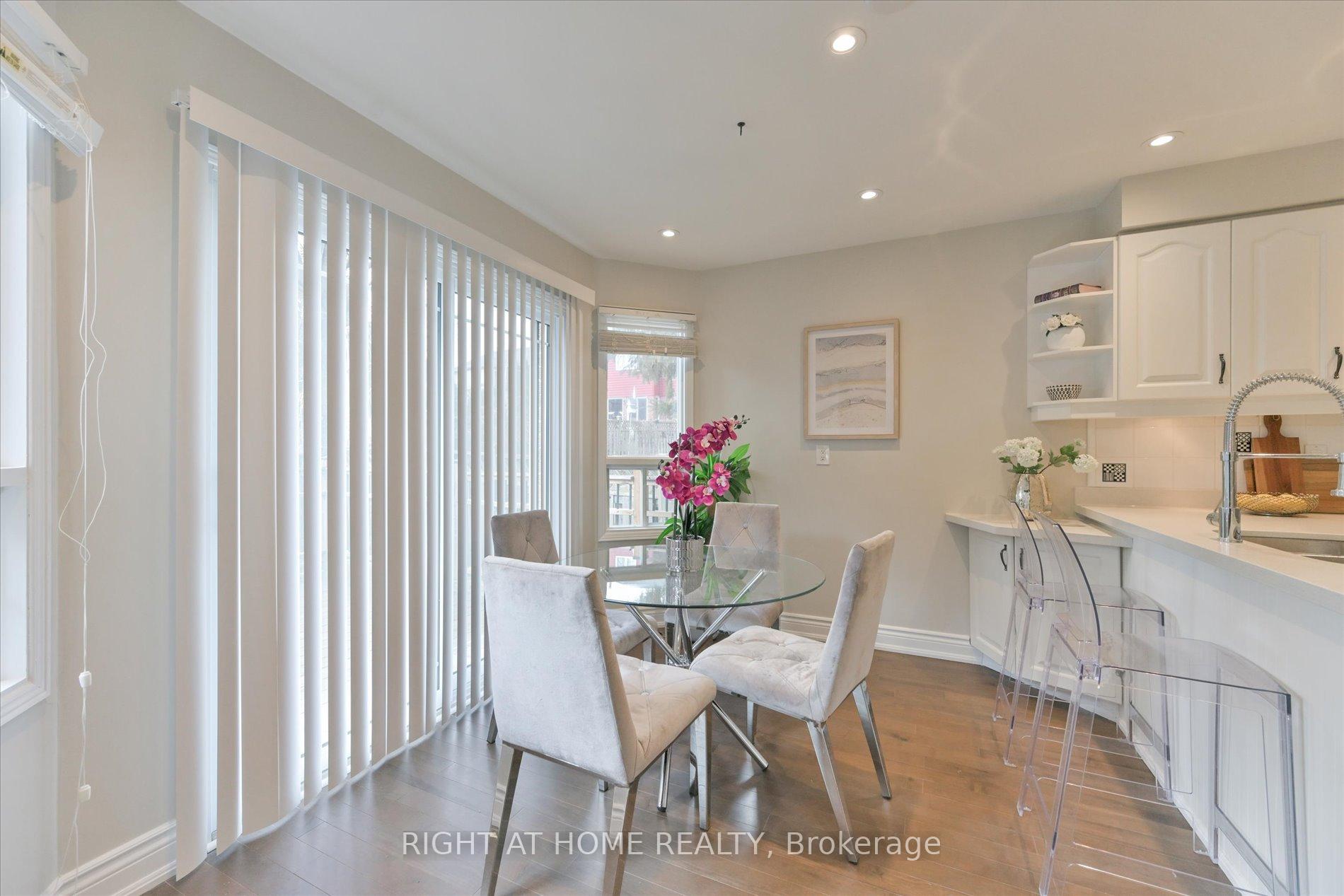 Photo 33 of 15 Haskell Crescent, Aurora, Aurora Highlands — HOMEH