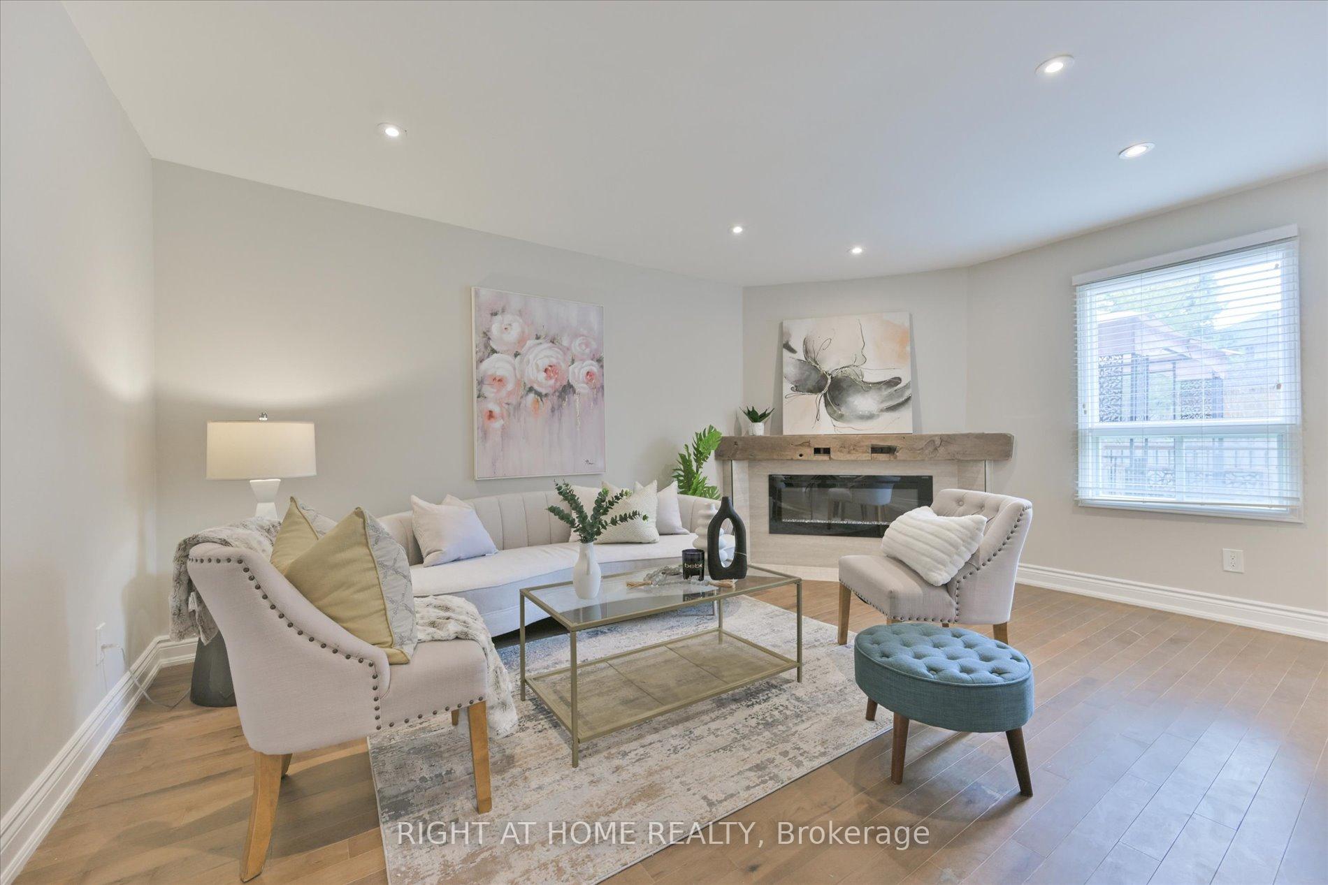 Photo 34 of 15 Haskell Crescent, Aurora, Aurora Highlands — HOMEH
