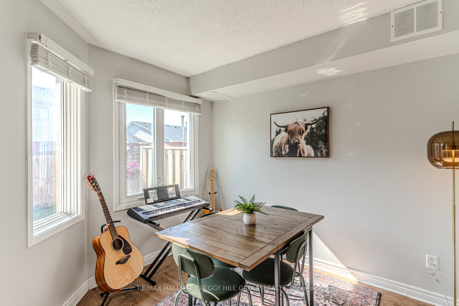 Photo 4 of Unit 15, 502 Essa Road, Barrie, Holly — HOMEH