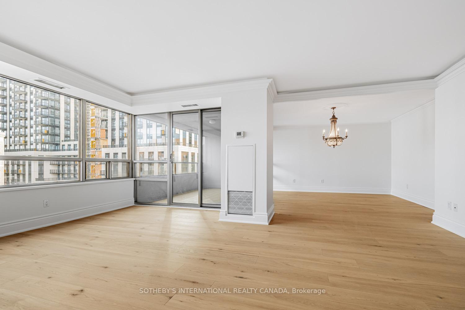 Photo 6 of Unit 609, 18 Lower Village Gate, Toronto, Forest Hill South — HOMEH