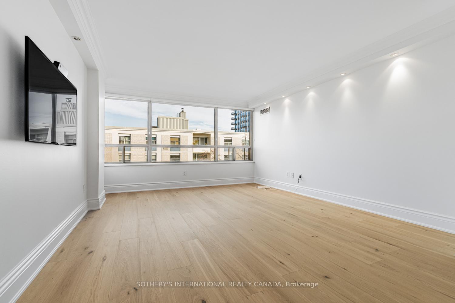 Photo 17 of Unit 609, 18 Lower Village Gate, Toronto, Forest Hill South — HOMEH