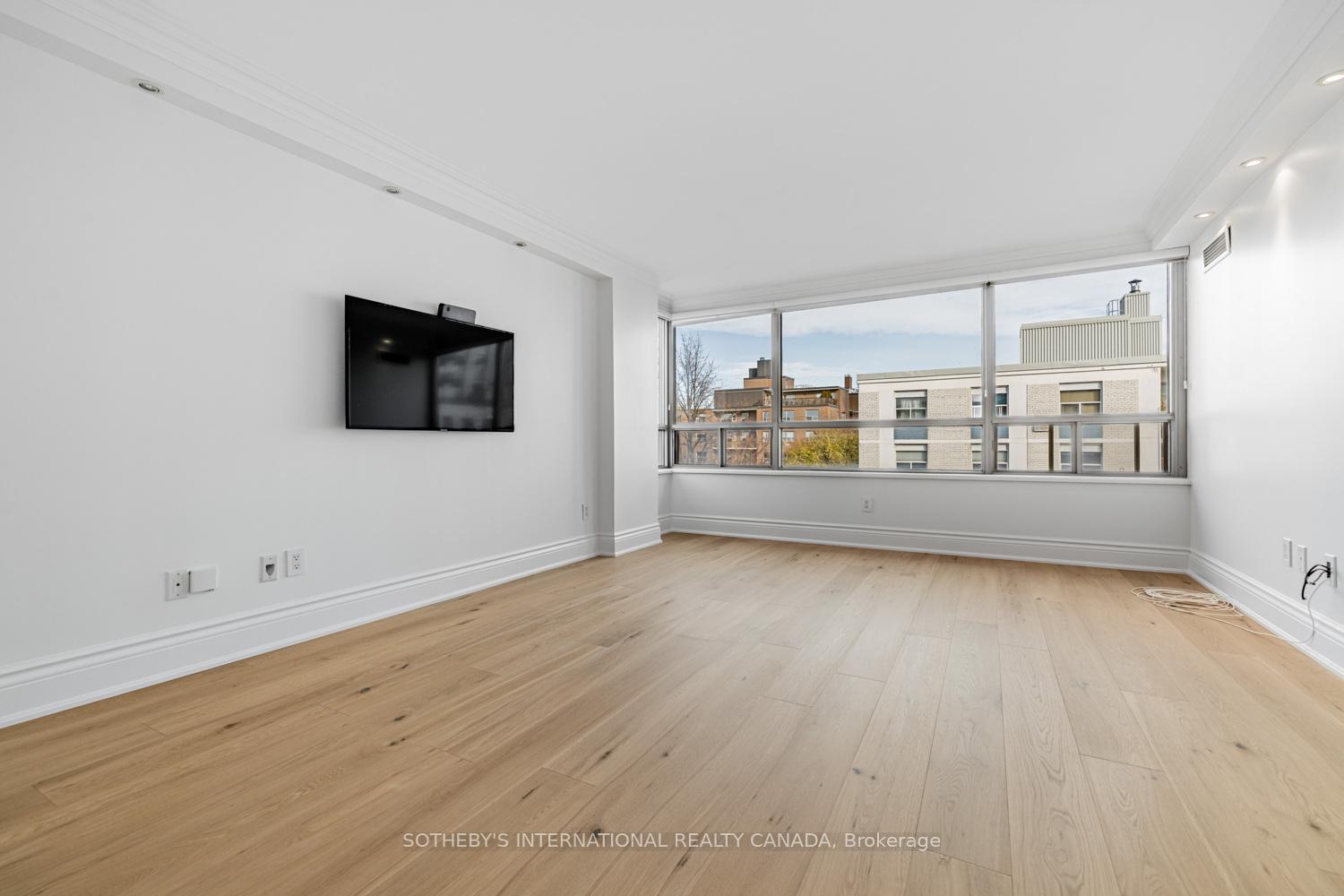 Photo 18 of Unit 609, 18 Lower Village Gate, Toronto, Forest Hill South — HOMEH