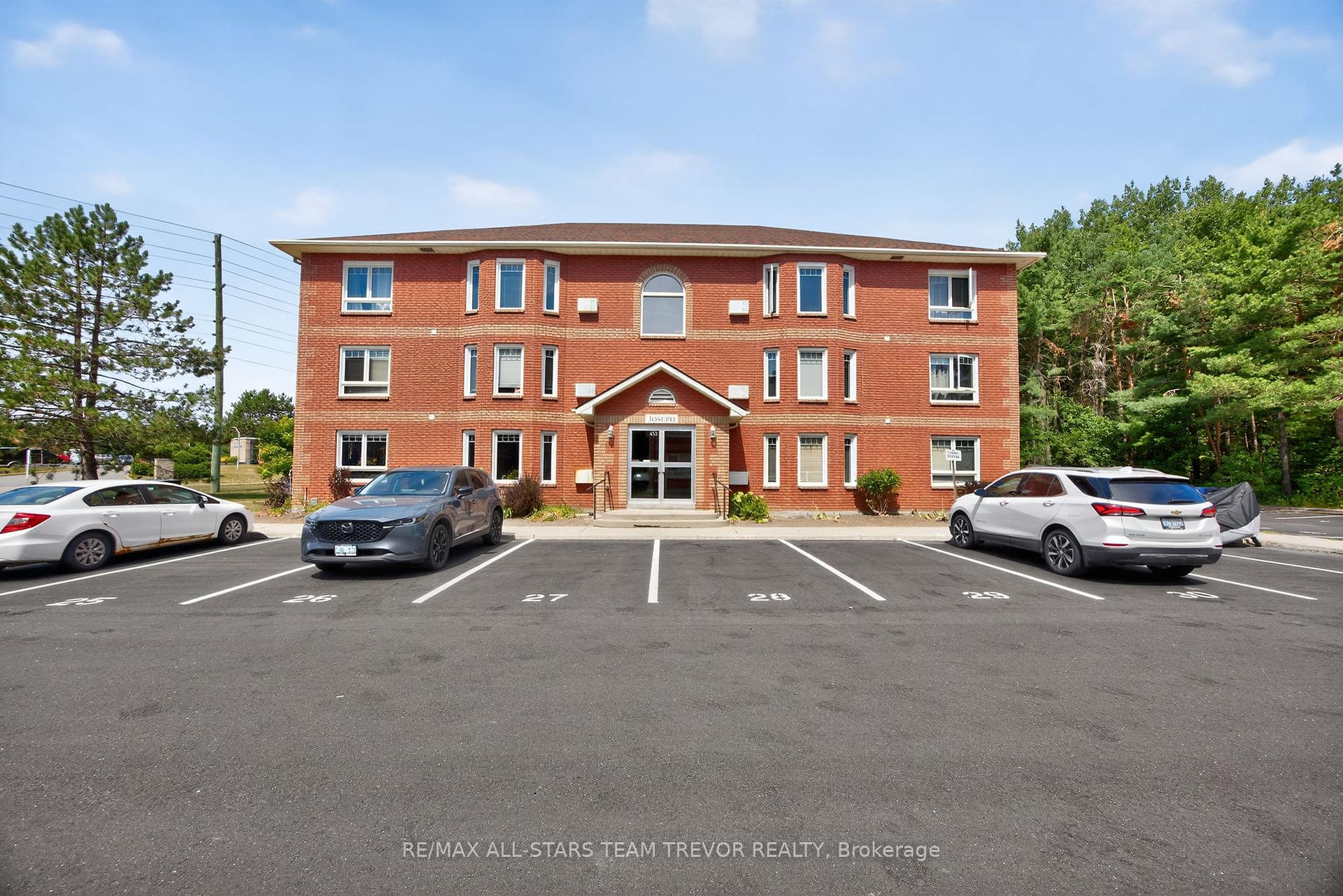 Photo 1 of Unit 104B, 653 Cedar Lane, Bracebridge, Macaulay — HOMEH