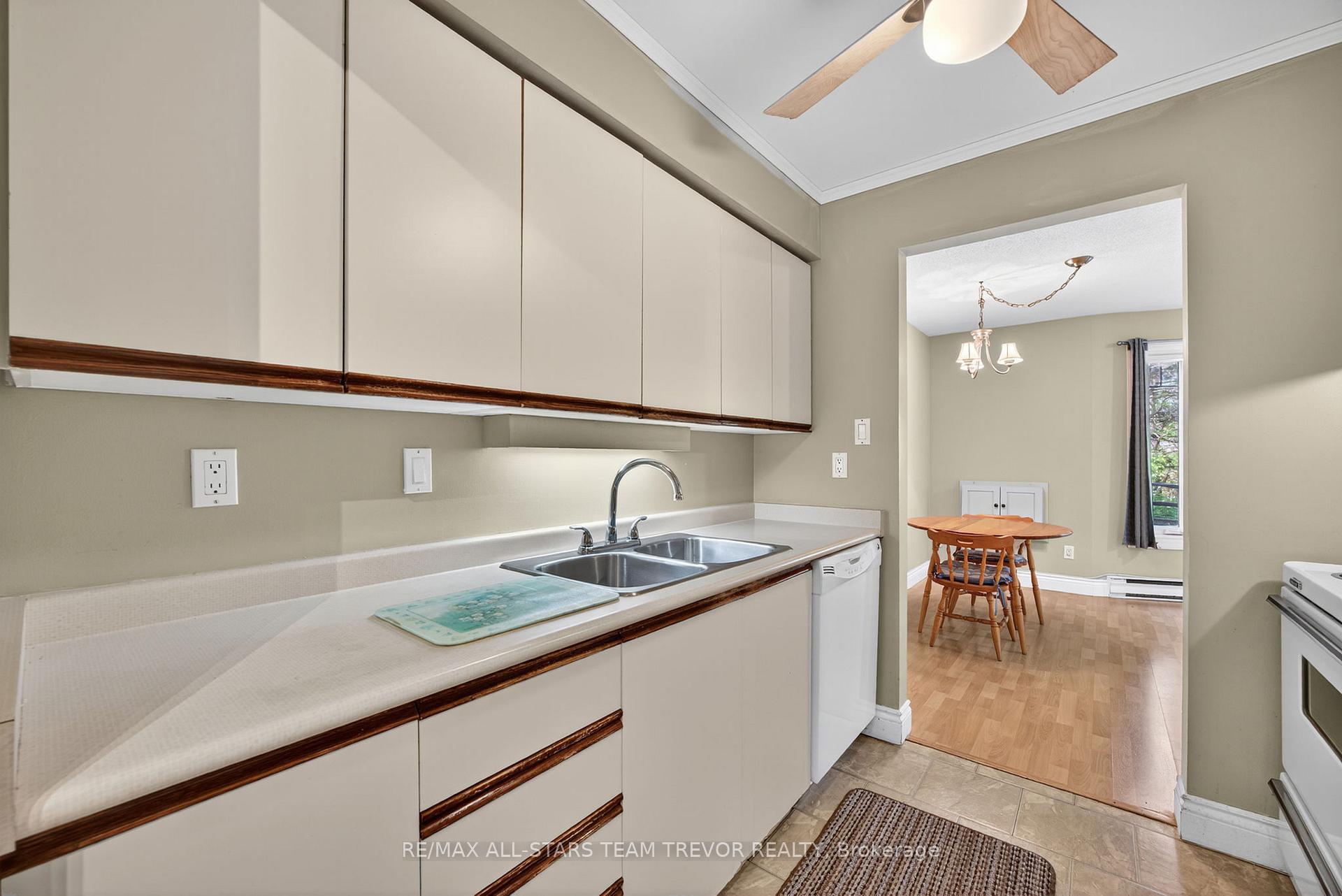 Photo 5 of Unit 104B, 653 Cedar Lane, Bracebridge, Macaulay — HOMEH