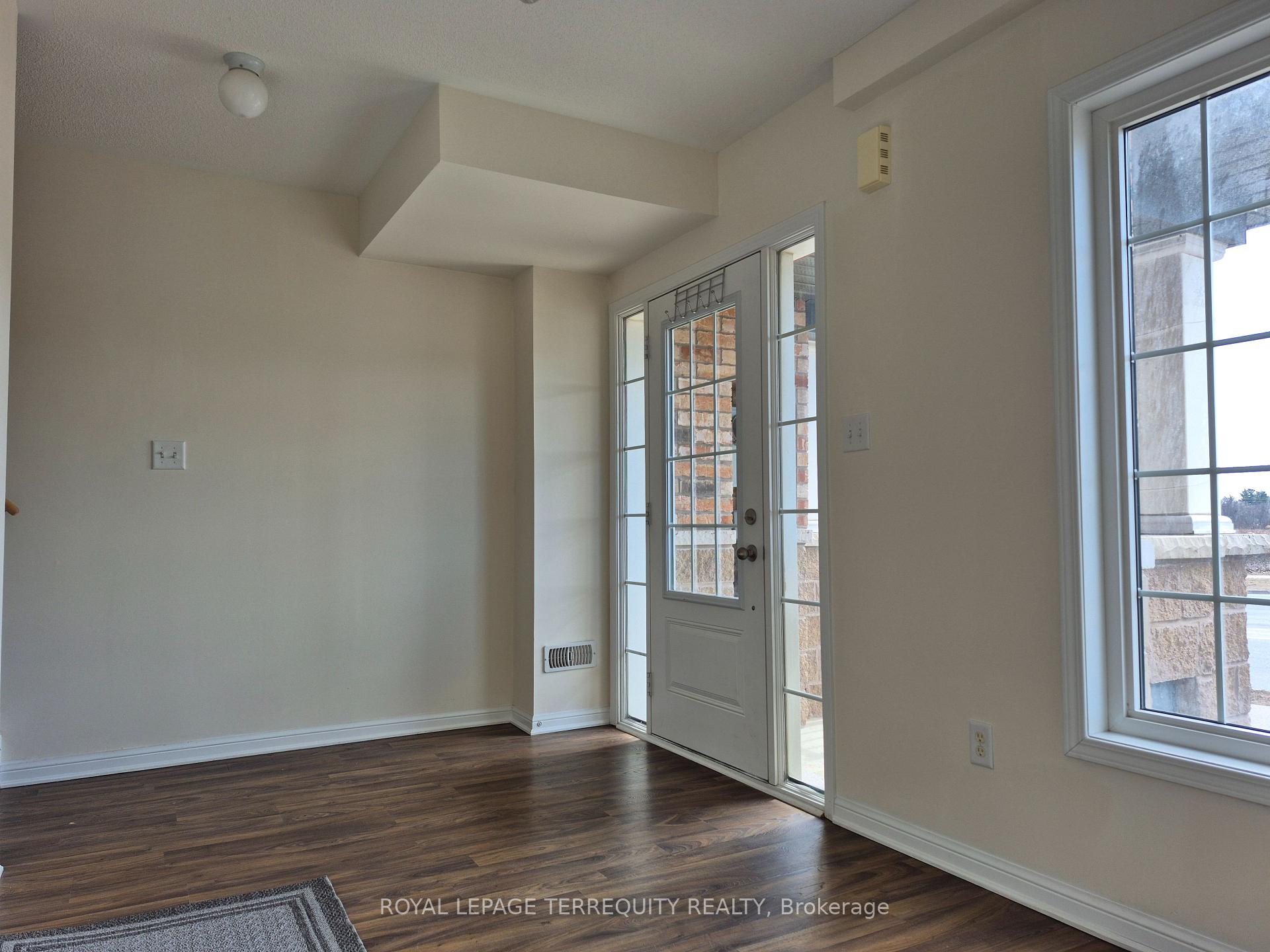 Photo 9 of 1367 Salem Road N, Ajax, Northeast Ajax — HOMEH