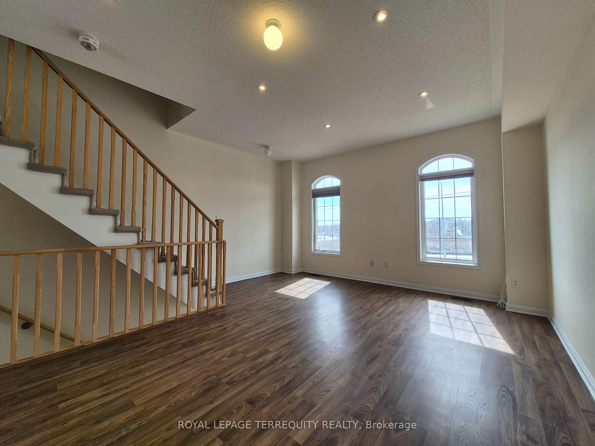 Photo 16 of 1367 Salem Road N, Ajax, Northeast Ajax — HOMEH