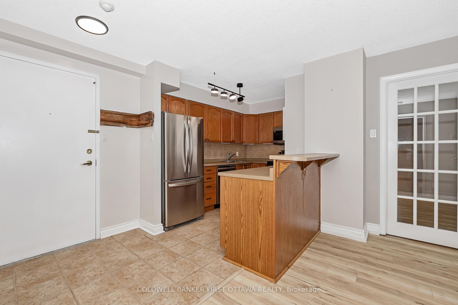 Photo 8 of Unit 111, 225 Alvin Road, Ottawa, Manor Park — HOMEH