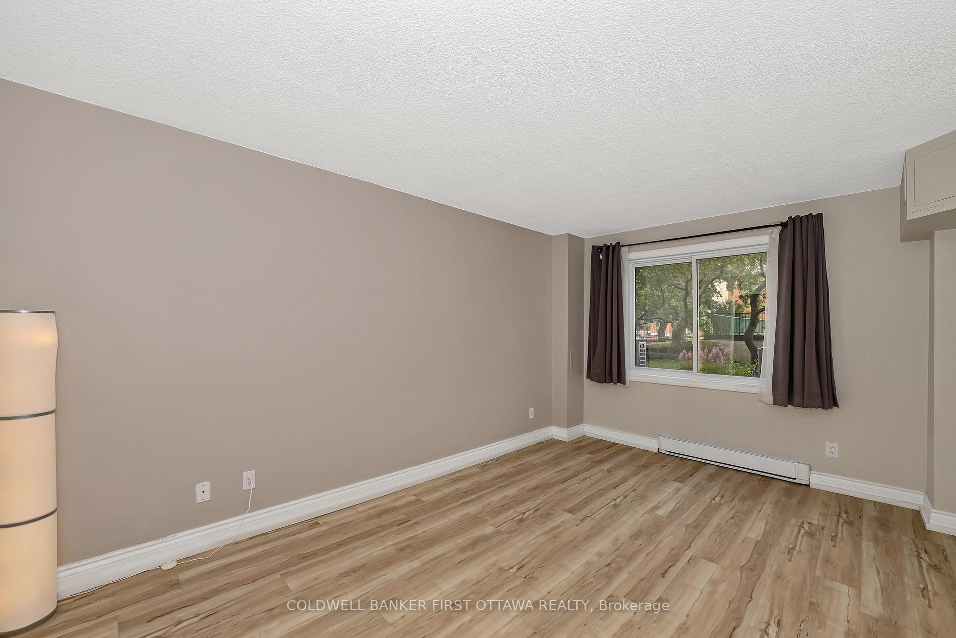 Photo 13 of Unit 111, 225 Alvin Road, Ottawa, Manor Park — HOMEH