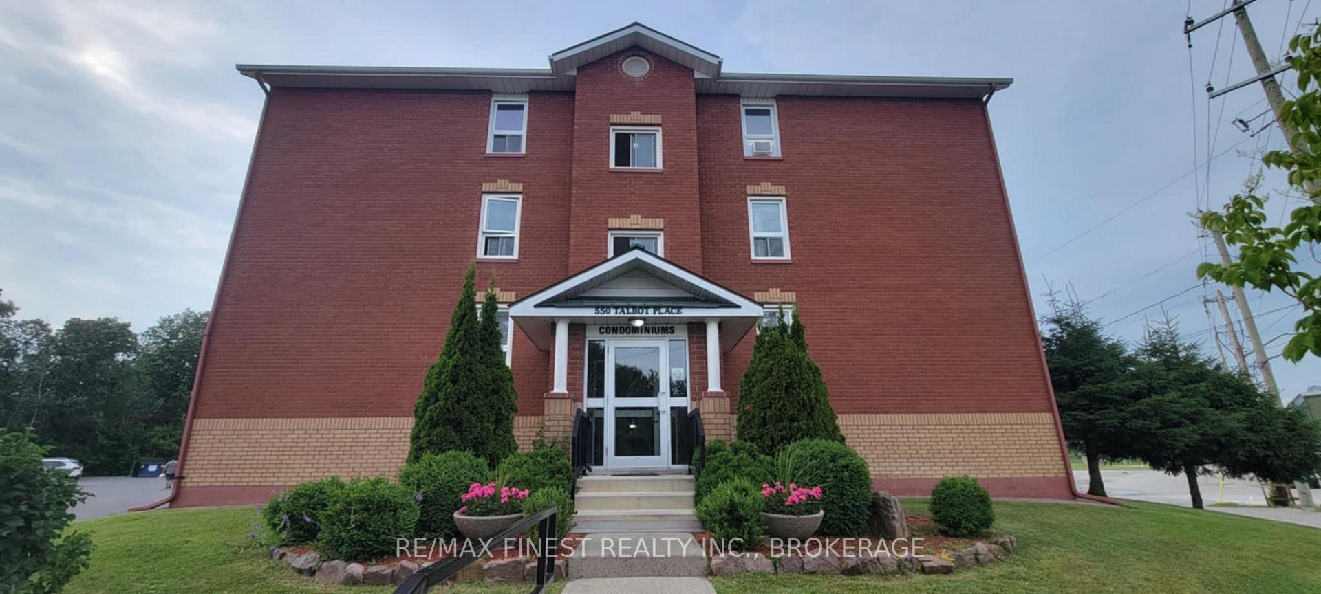 Front of Unit 404, 550 Talbot Place N