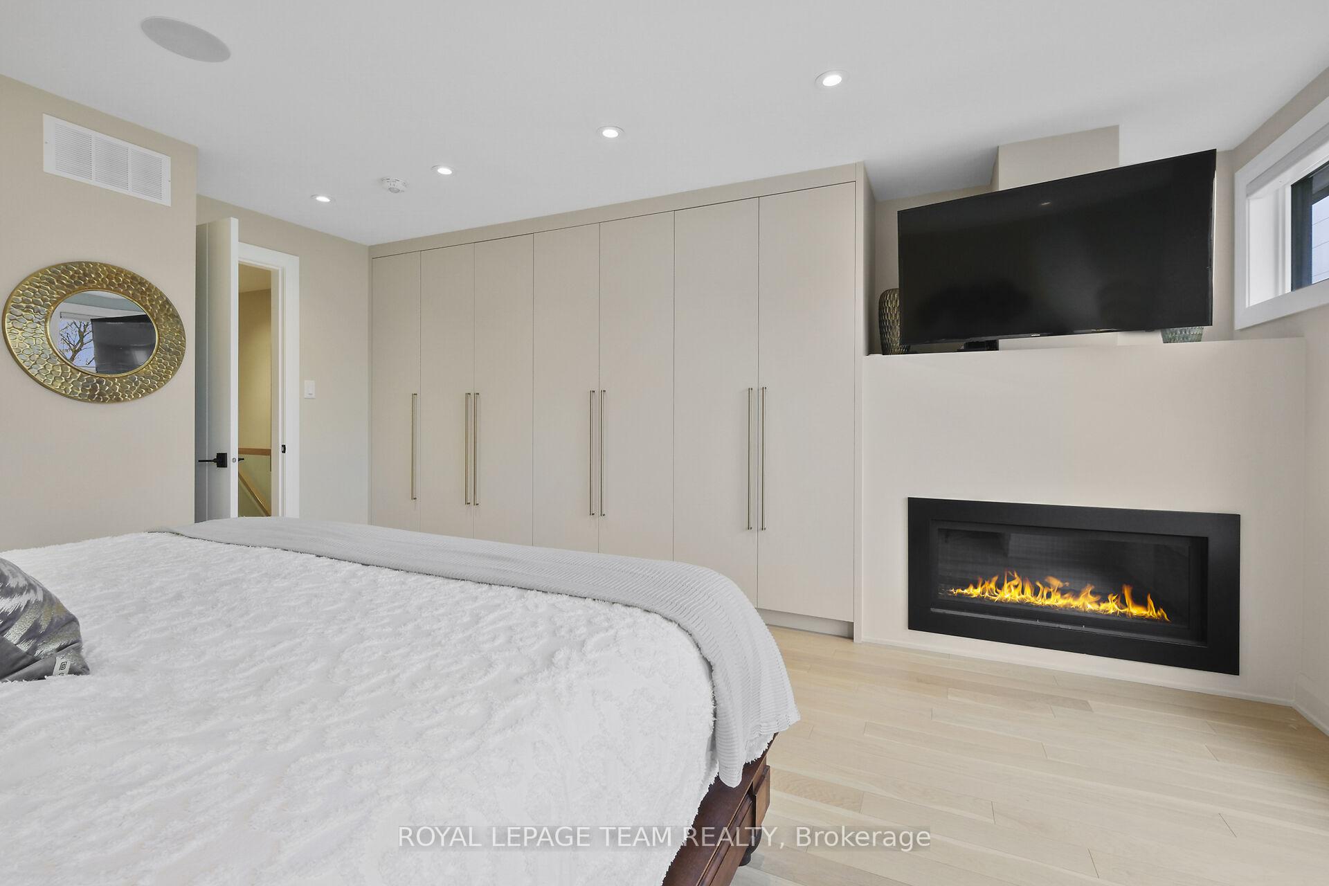Photo 18 of 568 Edison Avenue, Ottawa, McKellar/Highland — HOMEH