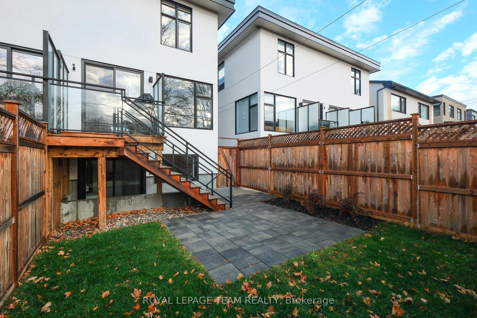 Photo 33 of 568 Edison Avenue, Ottawa, McKellar/Highland — HOMEH
