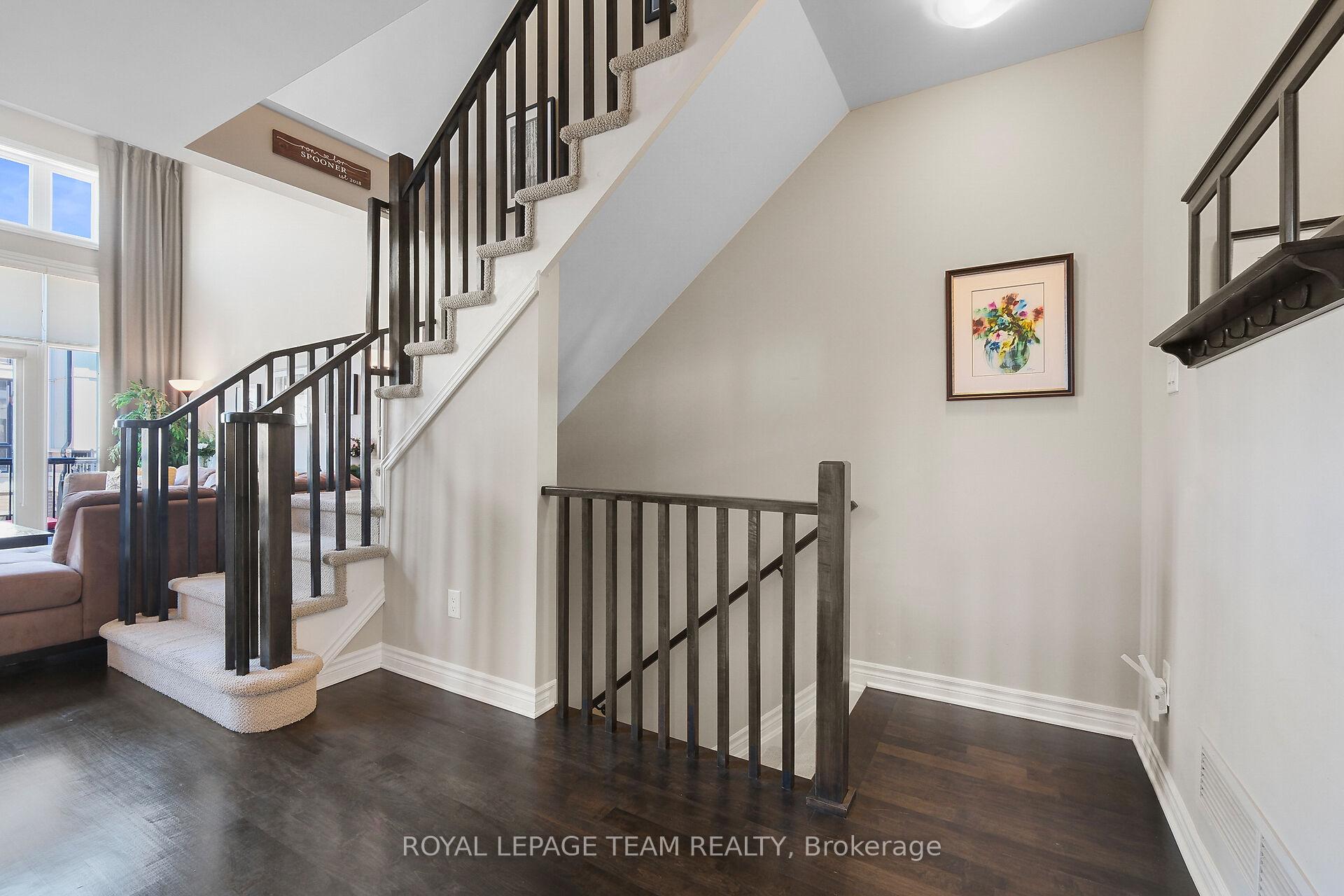 Photo 5 of 220 Pembina Private, Ottawa, Riverside South/Gloucester Glen — HOMEH