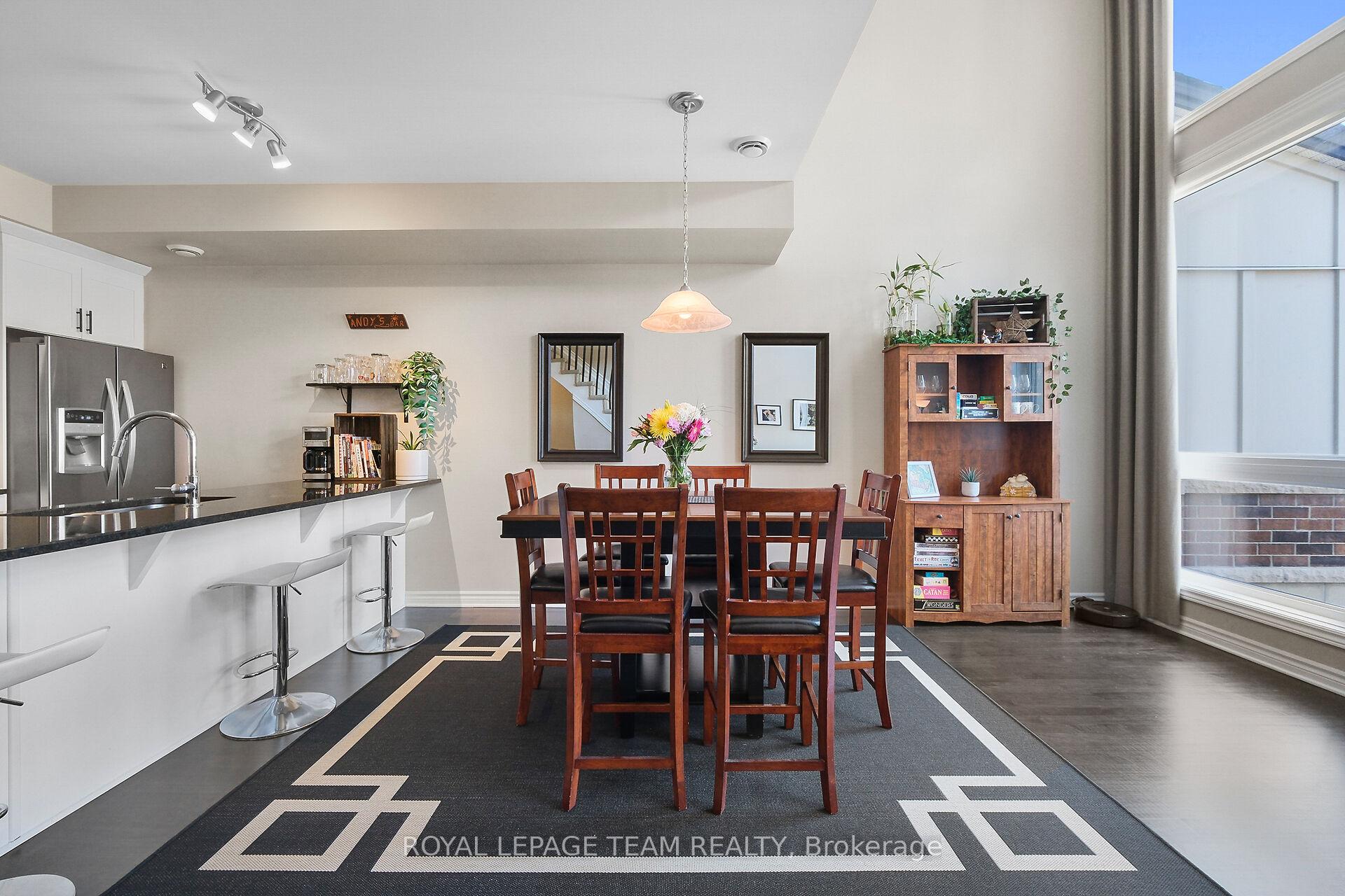 Photo 16 of 220 Pembina Private, Ottawa, Riverside South/Gloucester Glen — HOMEH
