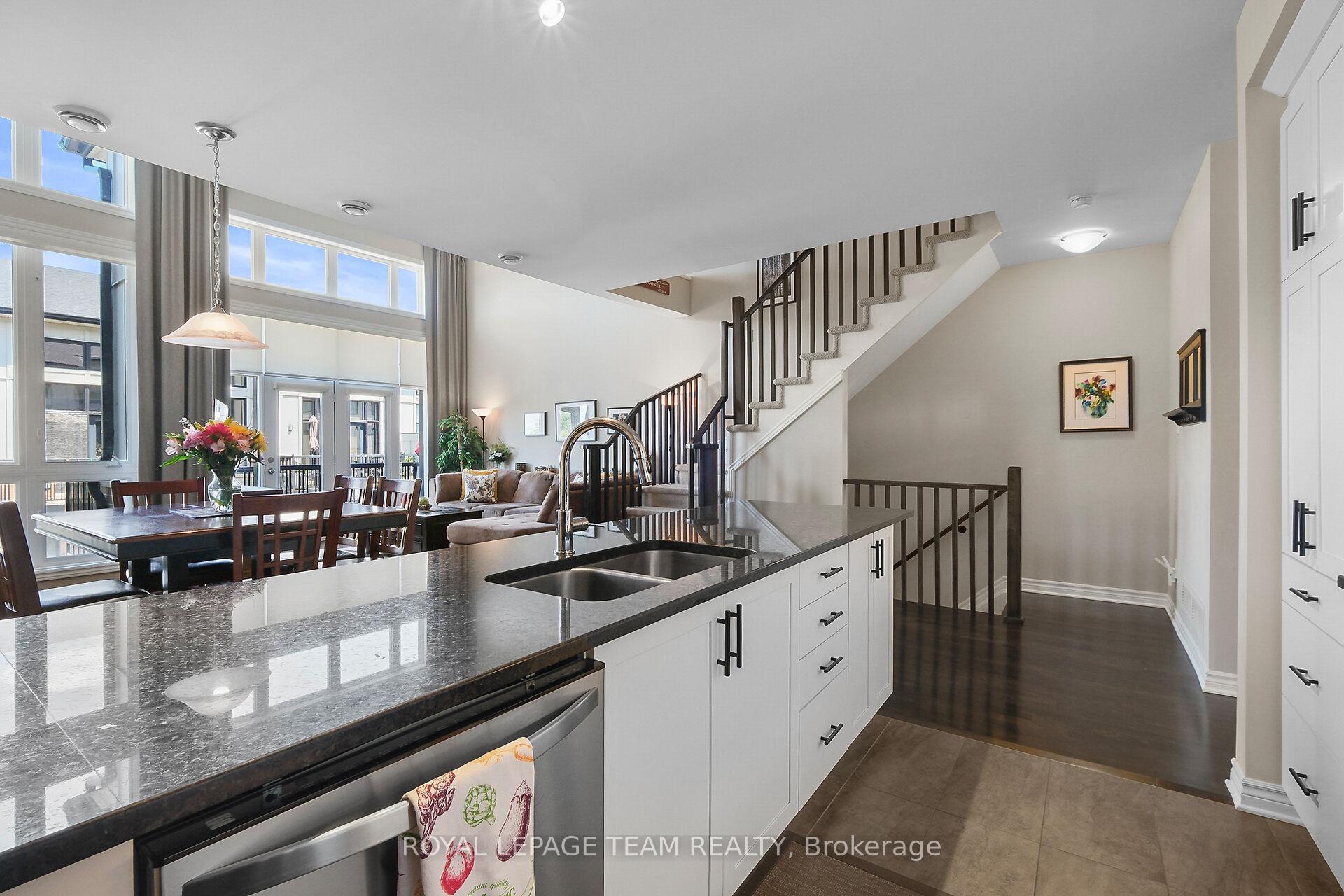 Photo 22 of 220 Pembina Private, Ottawa, Riverside South/Gloucester Glen — HOMEH