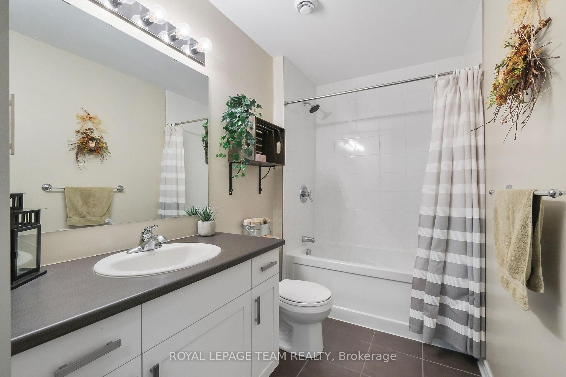 Photo 25 of 220 Pembina Private, Ottawa, Riverside South/Gloucester Glen — HOMEH