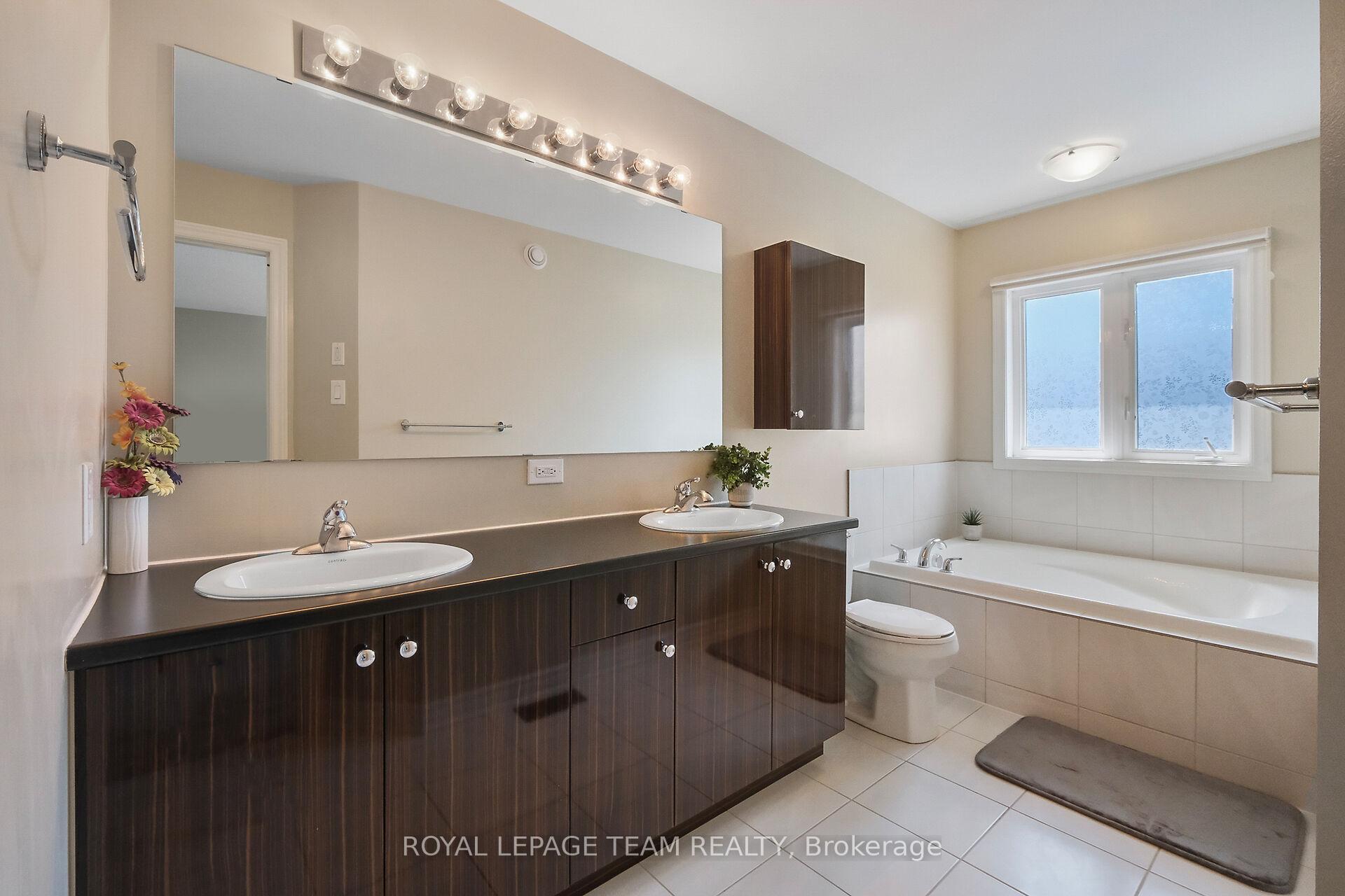 Photo 34 of 220 Pembina Private, Ottawa, Riverside South/Gloucester Glen — HOMEH