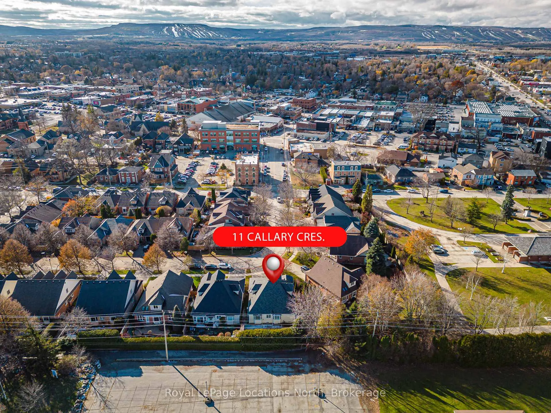 Photo 3 of 11 Callary Crescent, Collingwood — HOMEH