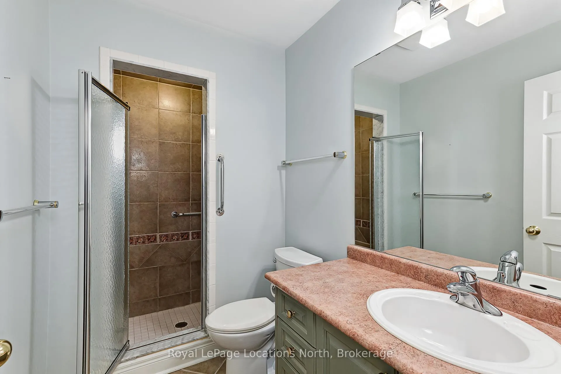 Photo 17 of 11 Callary Crescent, Collingwood — HOMEH