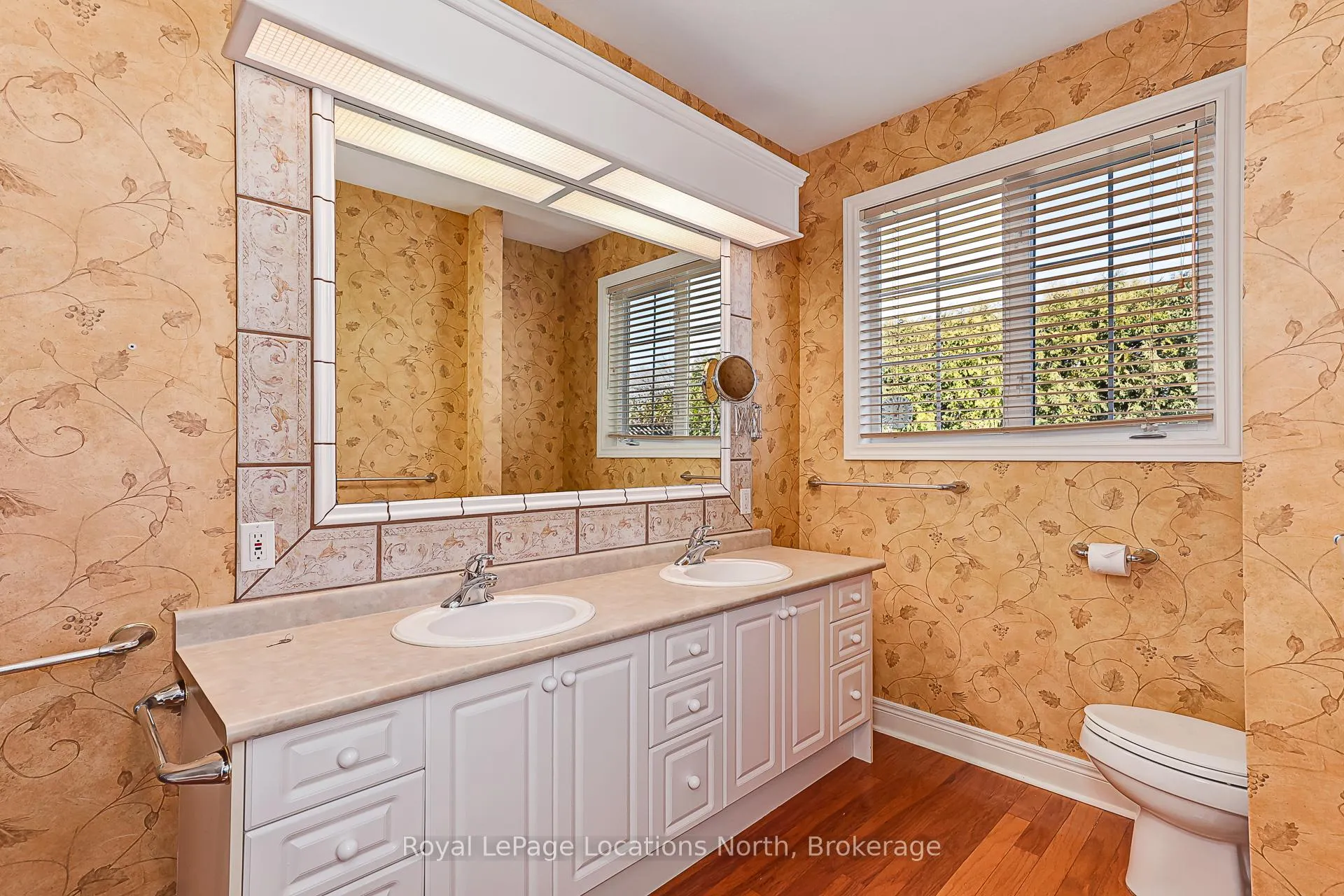 Photo 24 of 11 Callary Crescent, Collingwood — HOMEH
