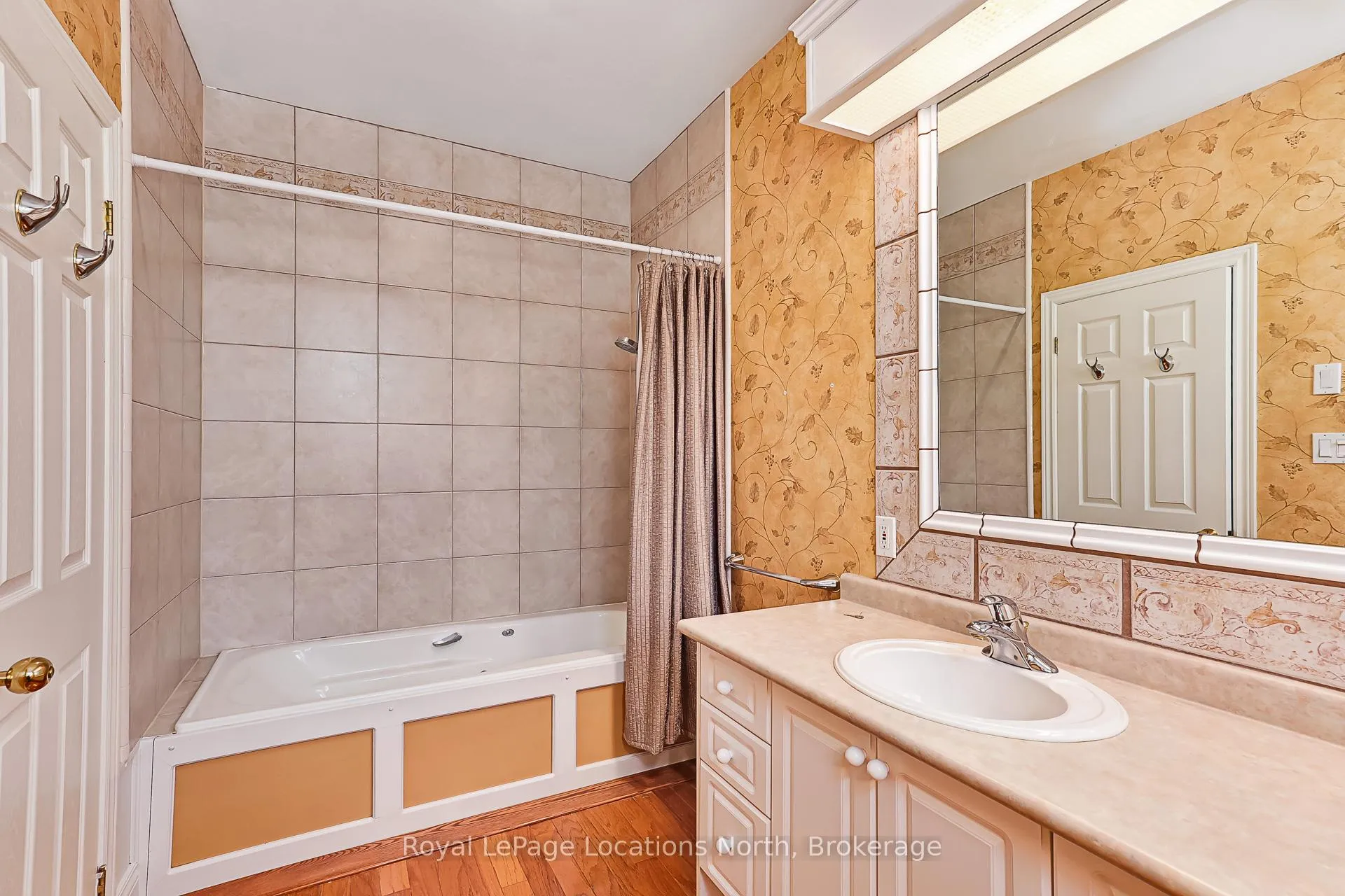 Photo 25 of 11 Callary Crescent, Collingwood — HOMEH
