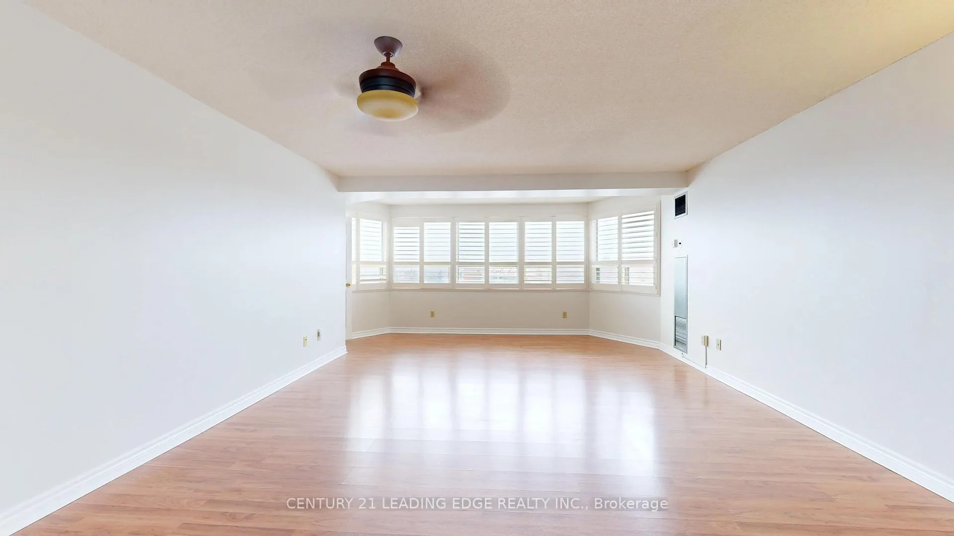 Photo 5 of Unit 616, 2 Raymerville Drive, Markham, Raymerville — HOMEH