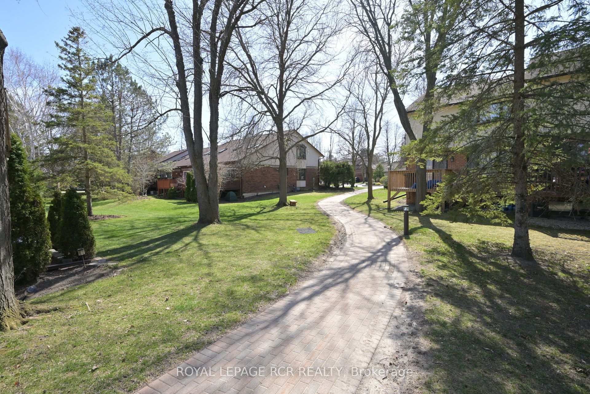 Photo 30 of 91 Green Briar Road, New Tecumseth, Alliston — HOMEH