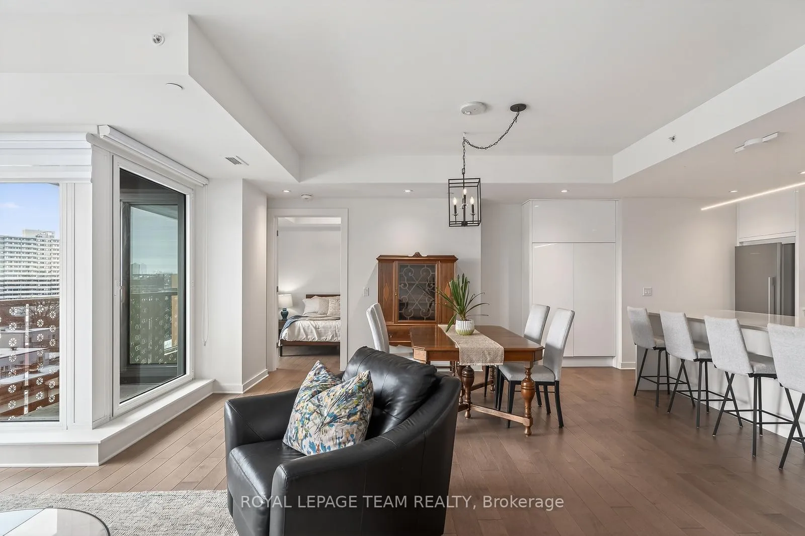 Photo 9 of Unit 608, 135 Barrette Street, Ottawa, Vanier — HOMEH