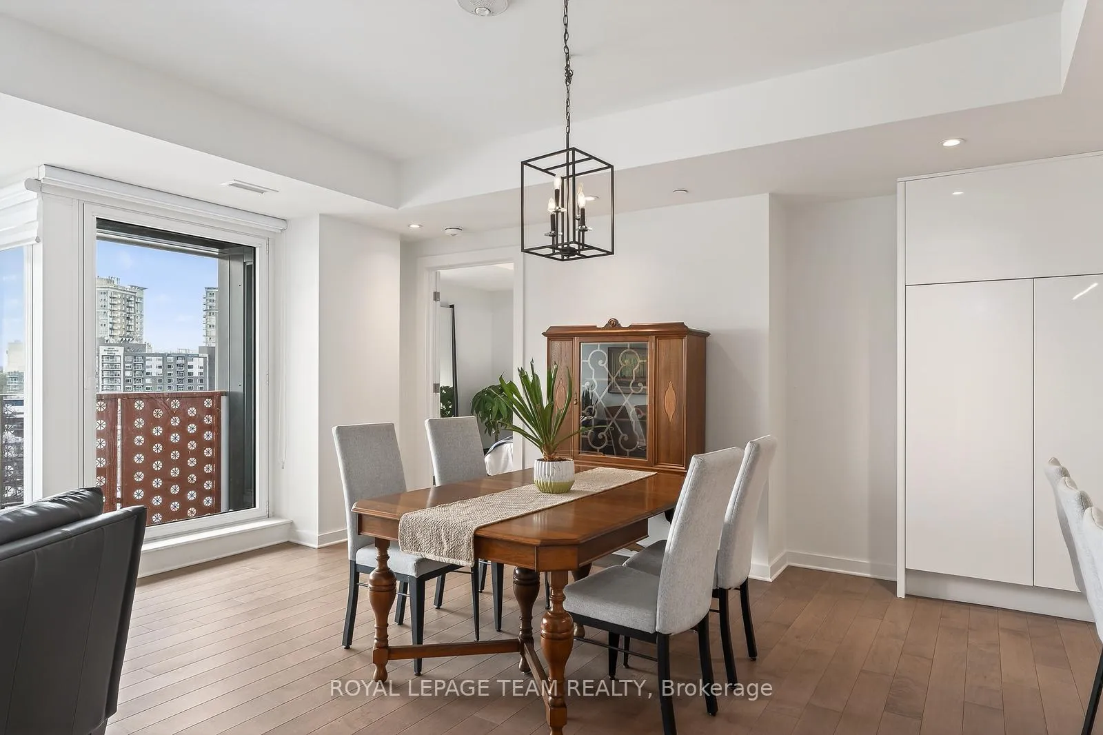 Photo 11 of Unit 608, 135 Barrette Street, Ottawa, Vanier — HOMEH