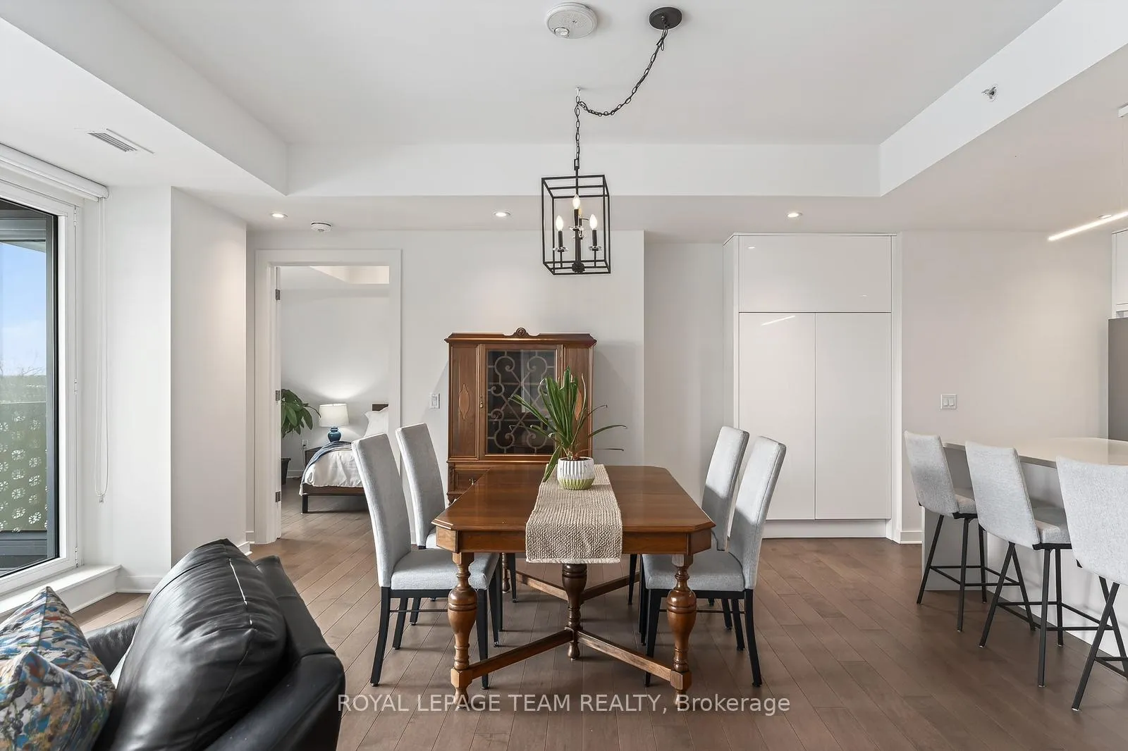 Photo 12 of Unit 608, 135 Barrette Street, Ottawa, Vanier — HOMEH