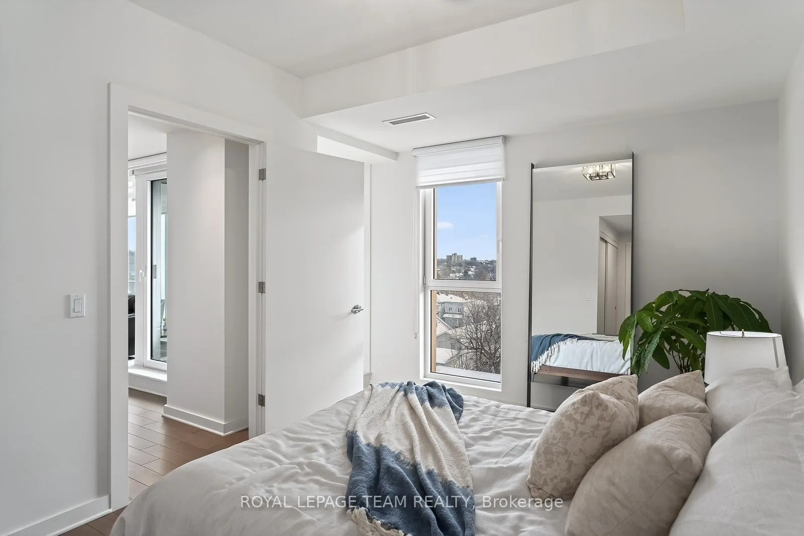 Photo 23 of Unit 608, 135 Barrette Street, Ottawa, Vanier — HOMEH