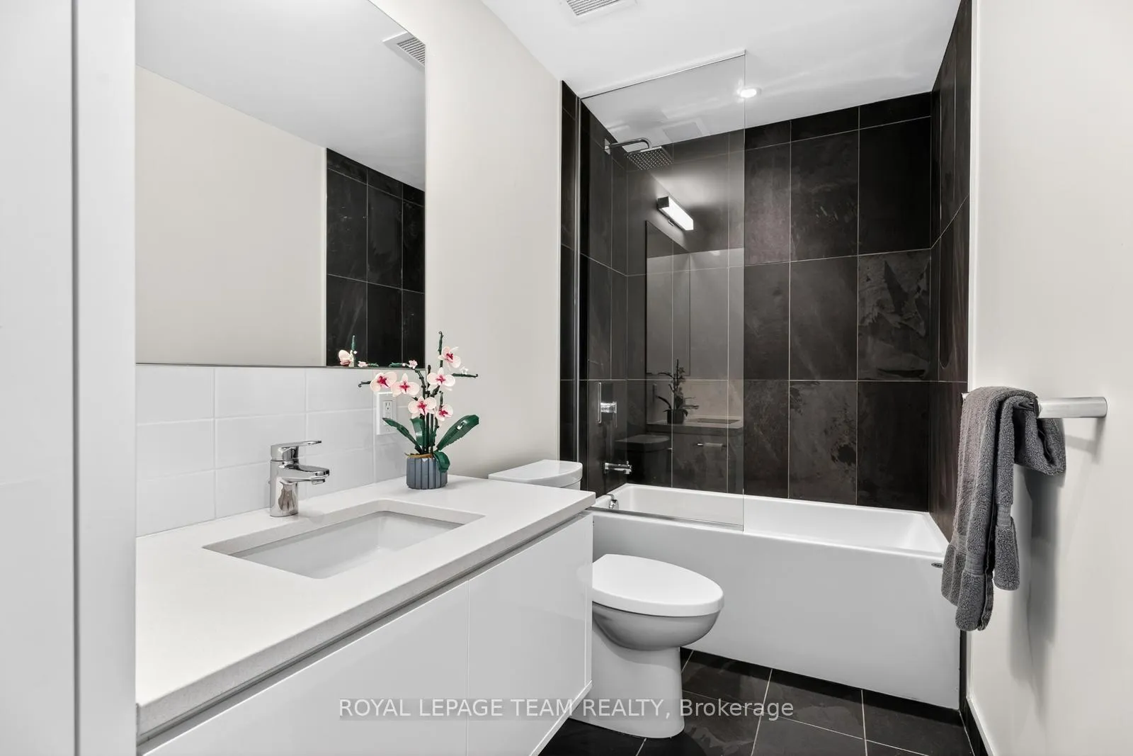 Photo 29 of Unit 608, 135 Barrette Street, Ottawa, Vanier — HOMEH