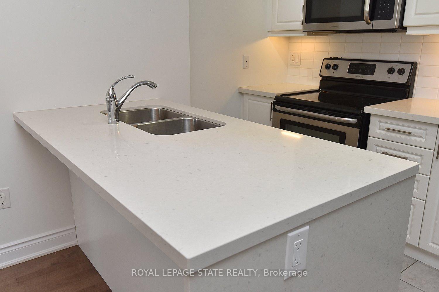 Photo 15 of Unit 604, 90 Charlton Avenue W, Hamilton, Durand — HOMEH